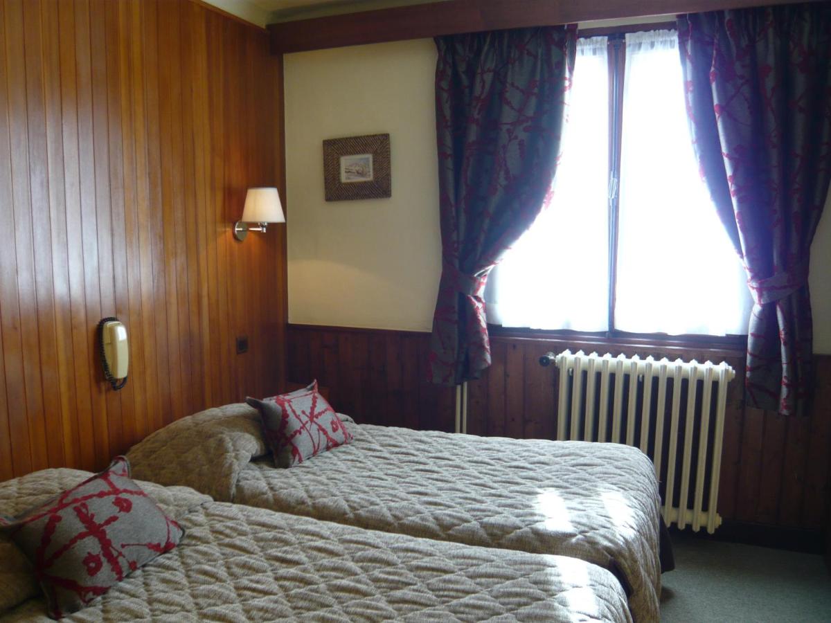 Double or Twin Room photo 2