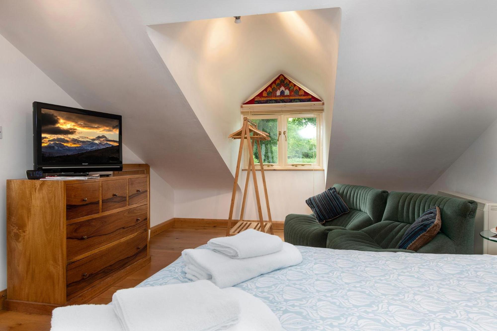 One-Bedroom House photo 1