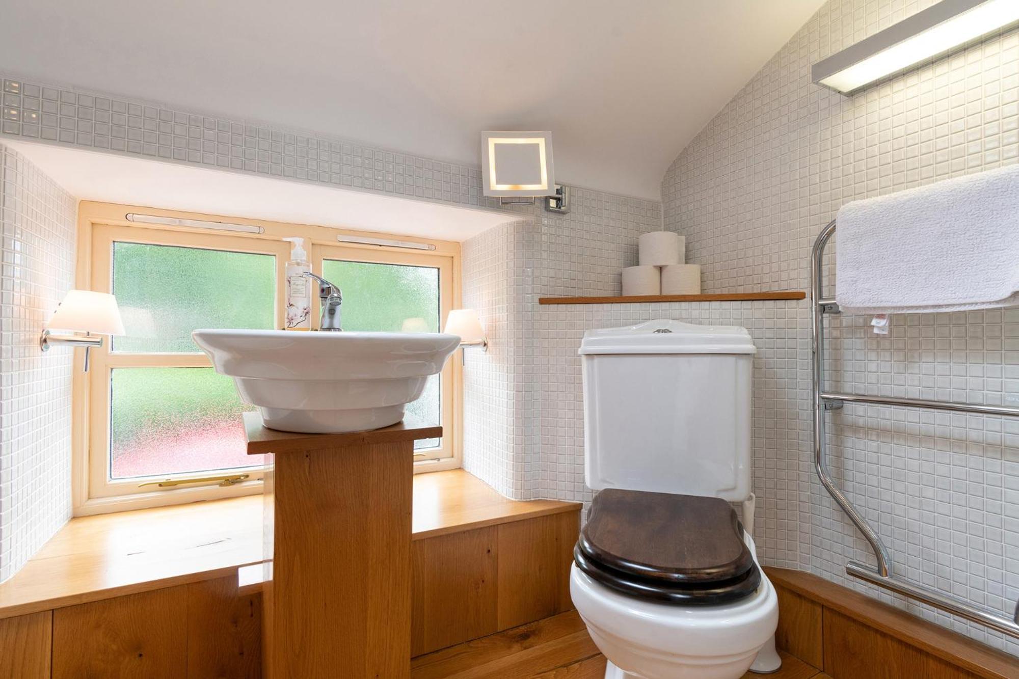 One-Bedroom House photo 3