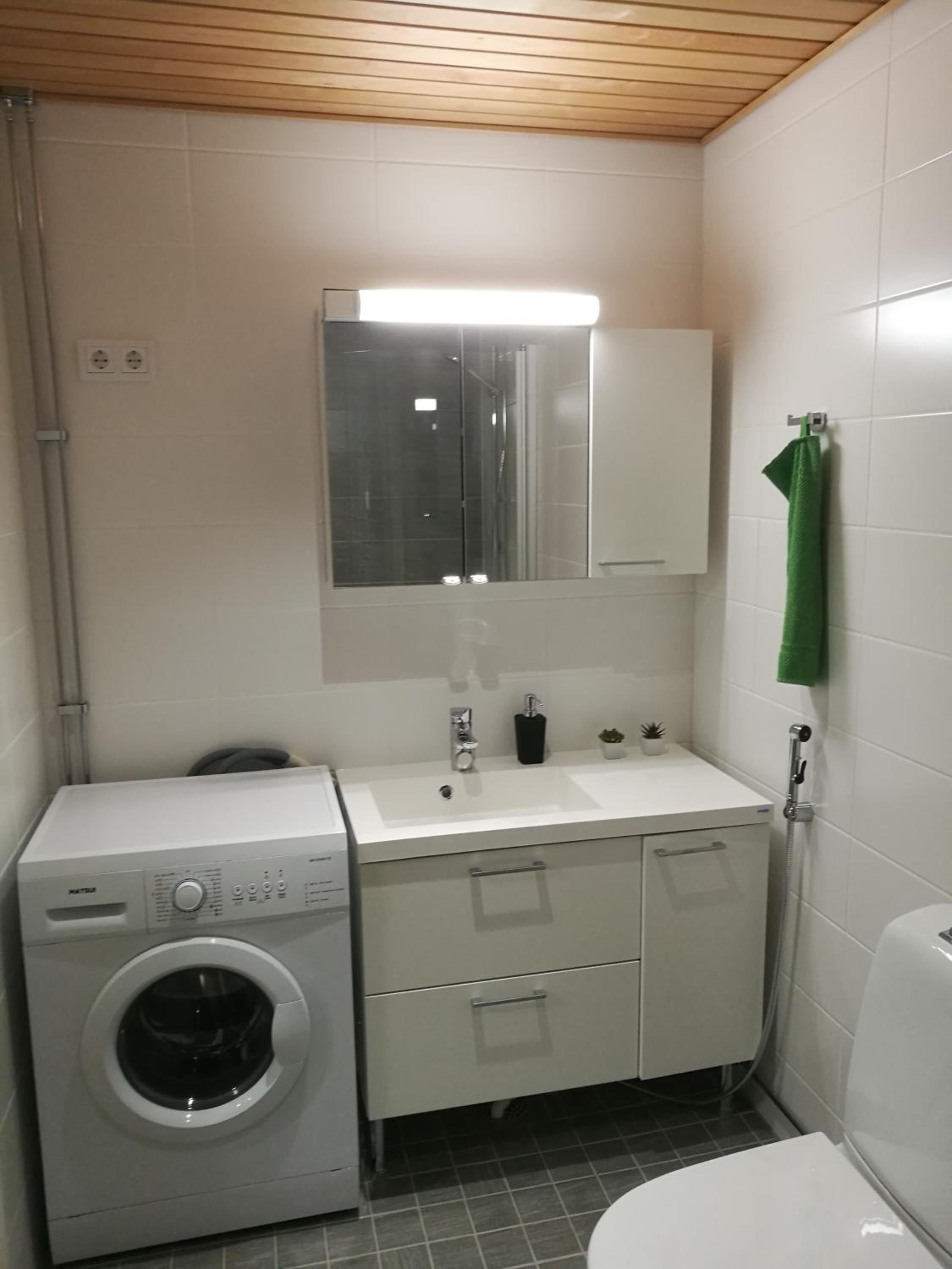 Two-Bedroom Apartment - Photo 4