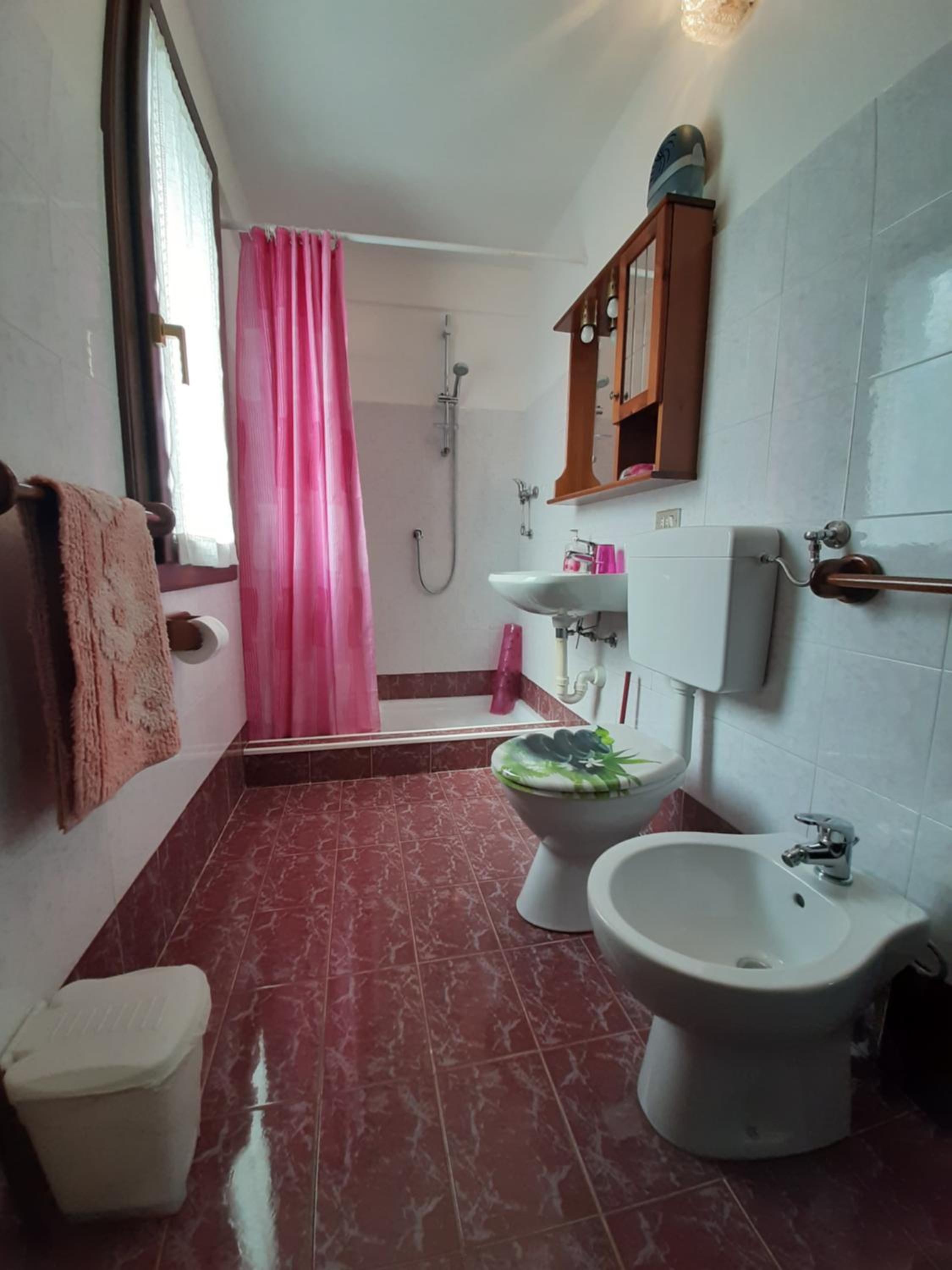 Large Double Room photo 3