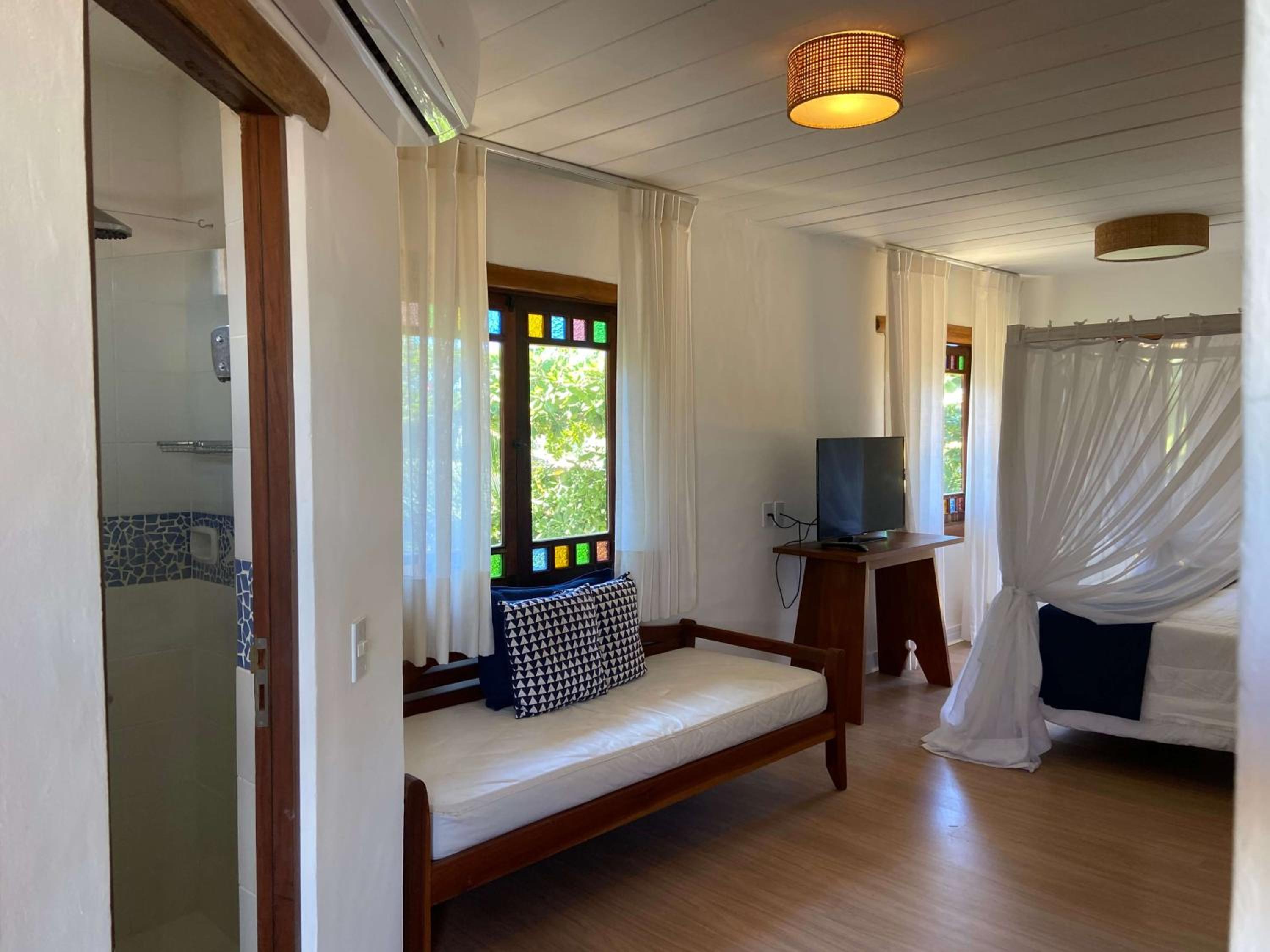 Premium Suite - Photo 16