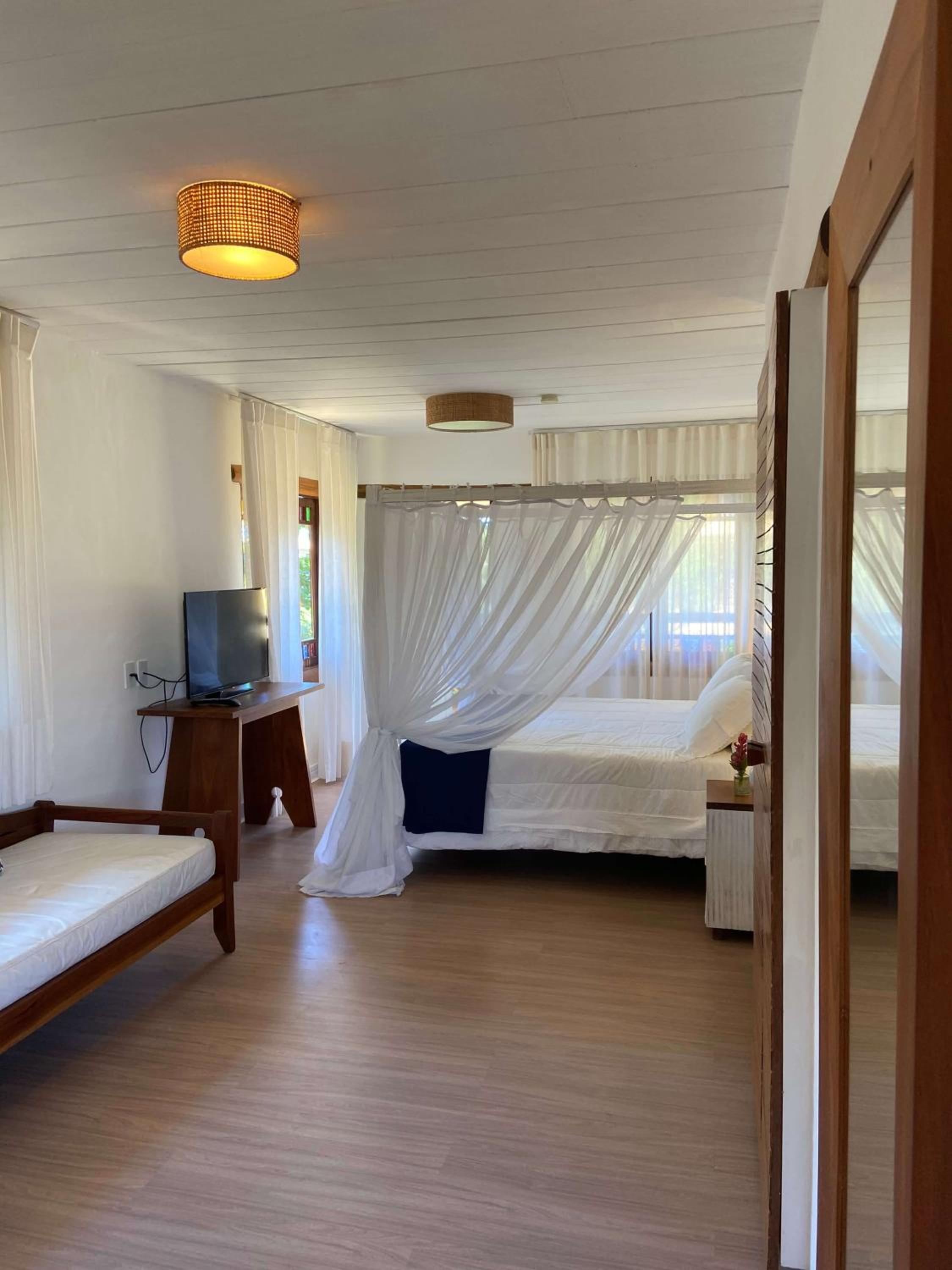 Premium Suite - Photo 18