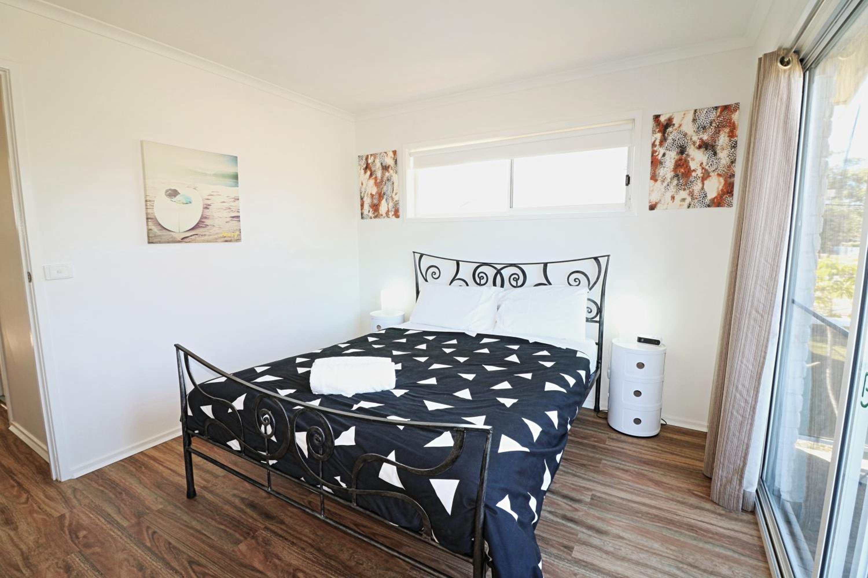 Apartment with Balcony photo 1