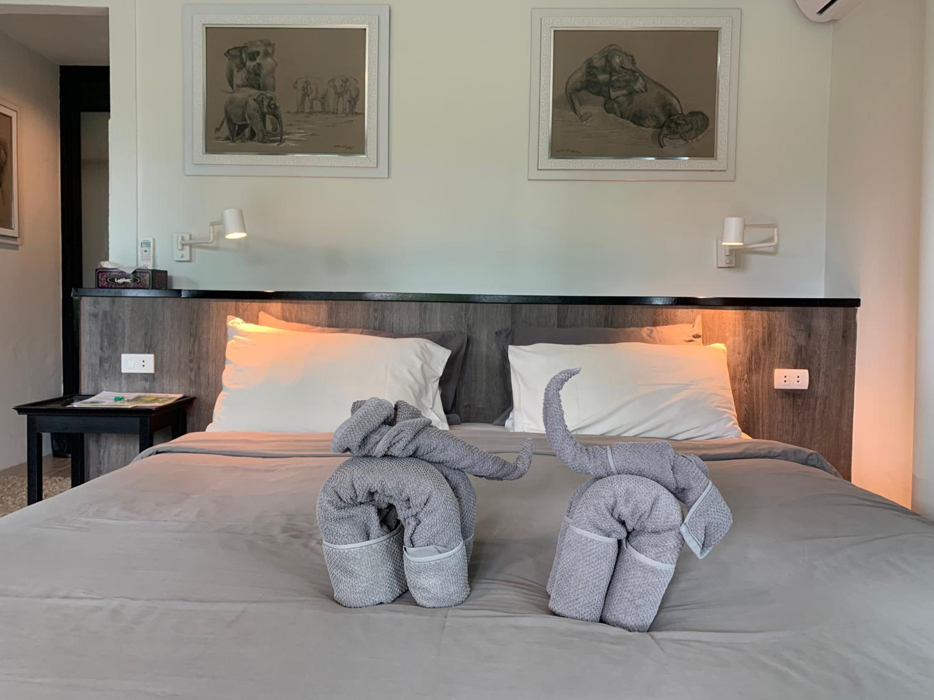 Double Room with Garden View - Photo 12