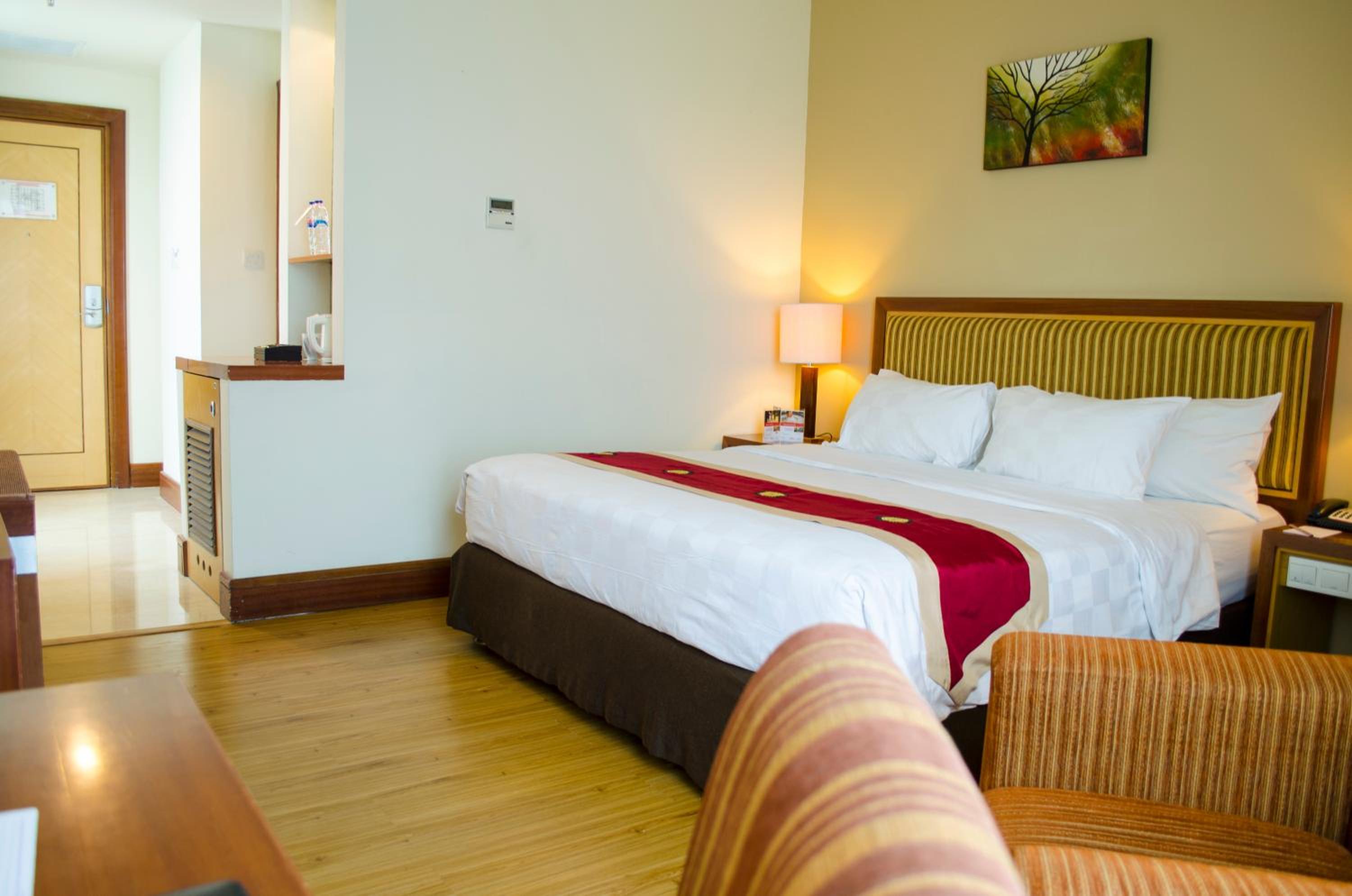 Superior Deluxe Double Room  - Photo 5