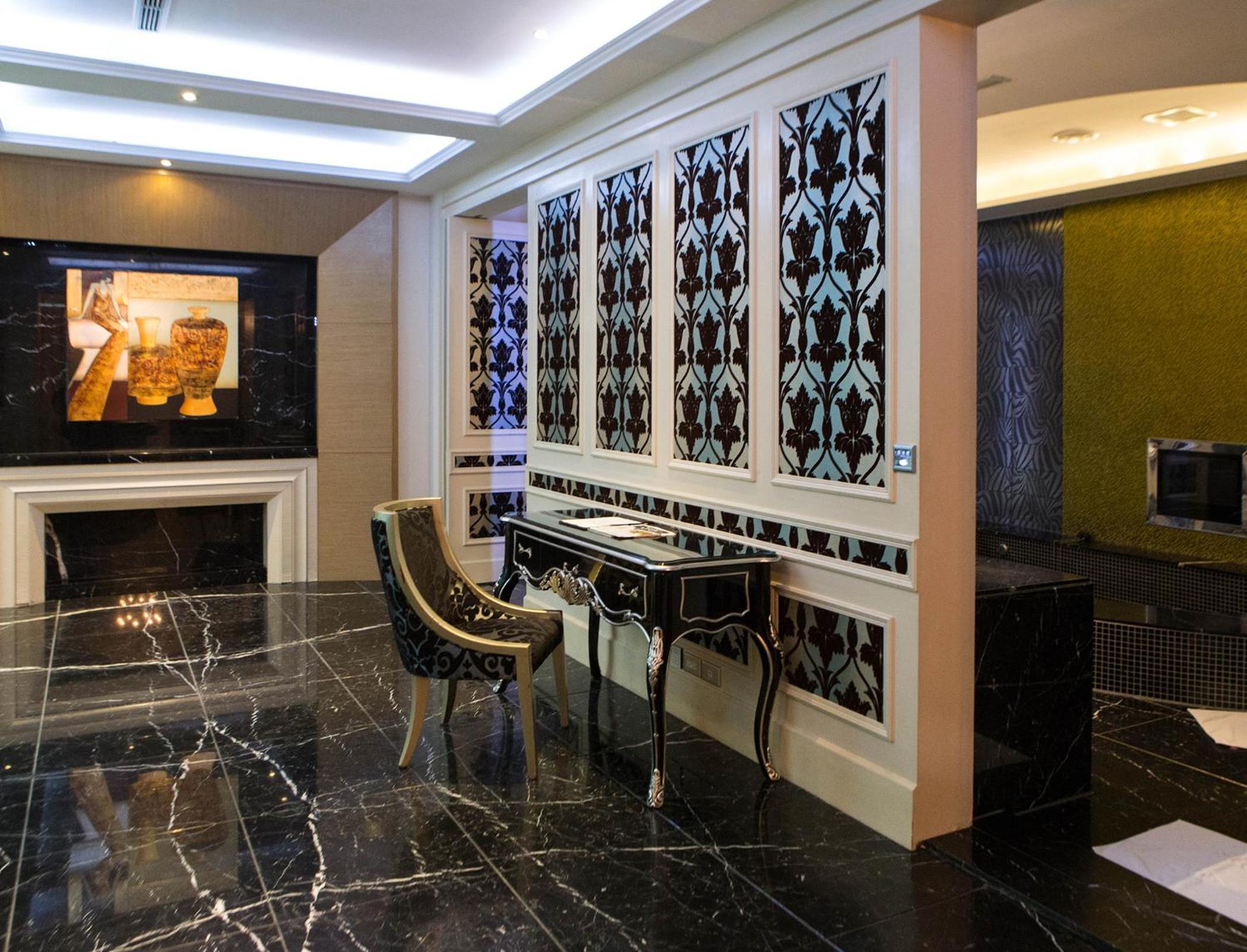 Platinum Suite - Photo 5