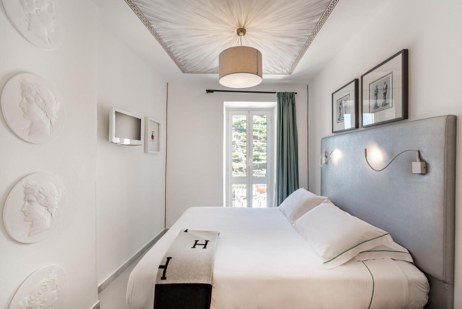 Suite with Sea View - Photo 1