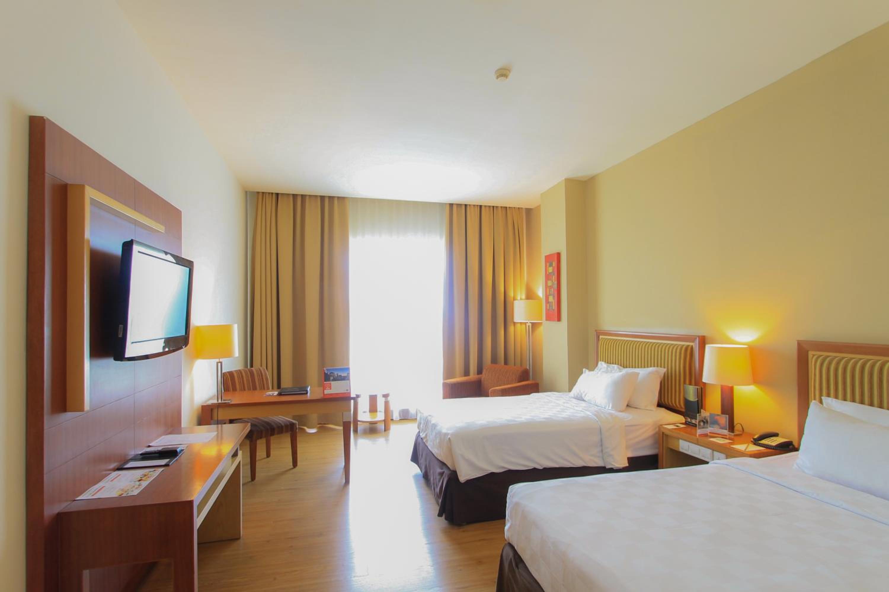 Deluxe Twin Room - Photo 8