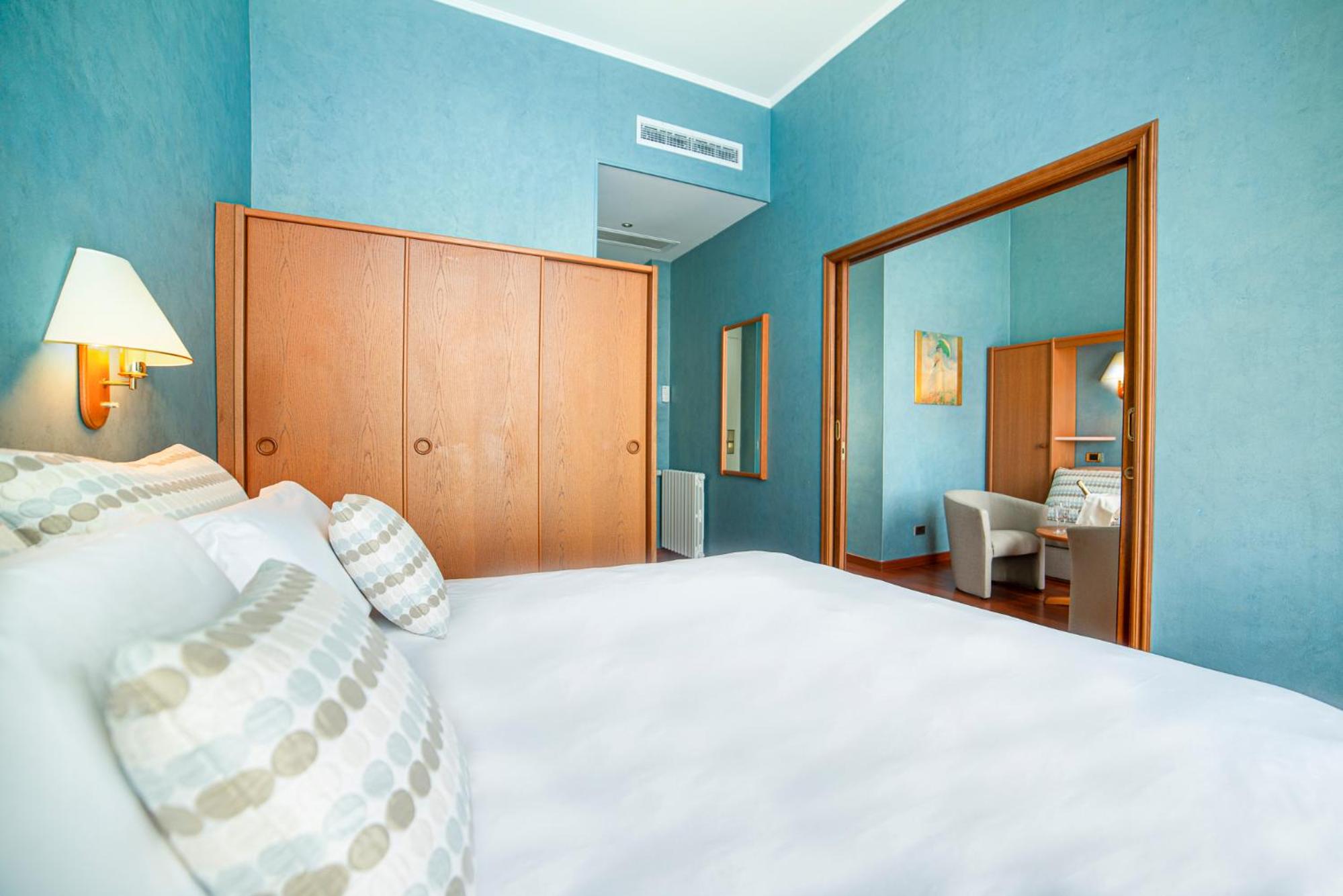 Suite - Photo 2