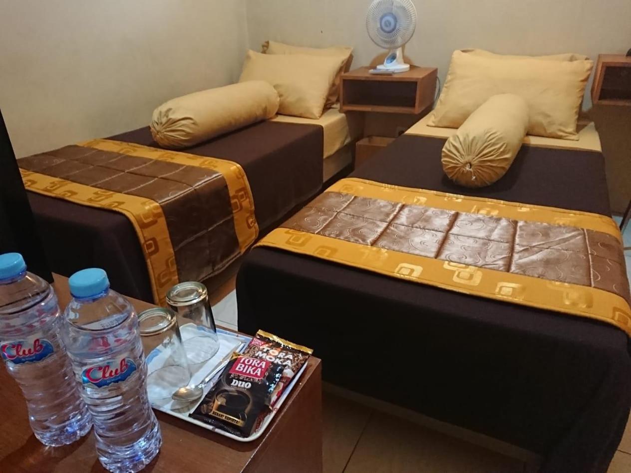 Budget Twin Room photo 2