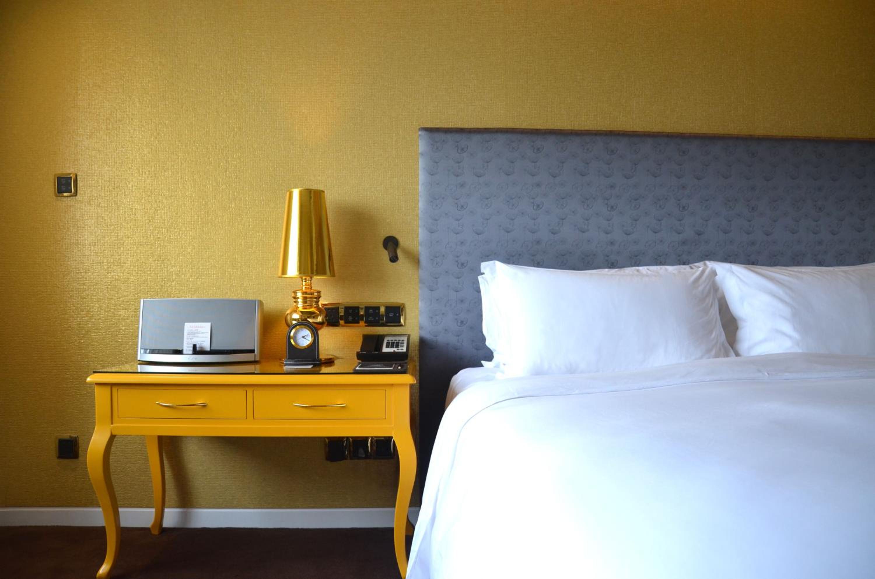 LUXURY ROOM with 1 King Size Bed, Club Millésime Access - Photo 5