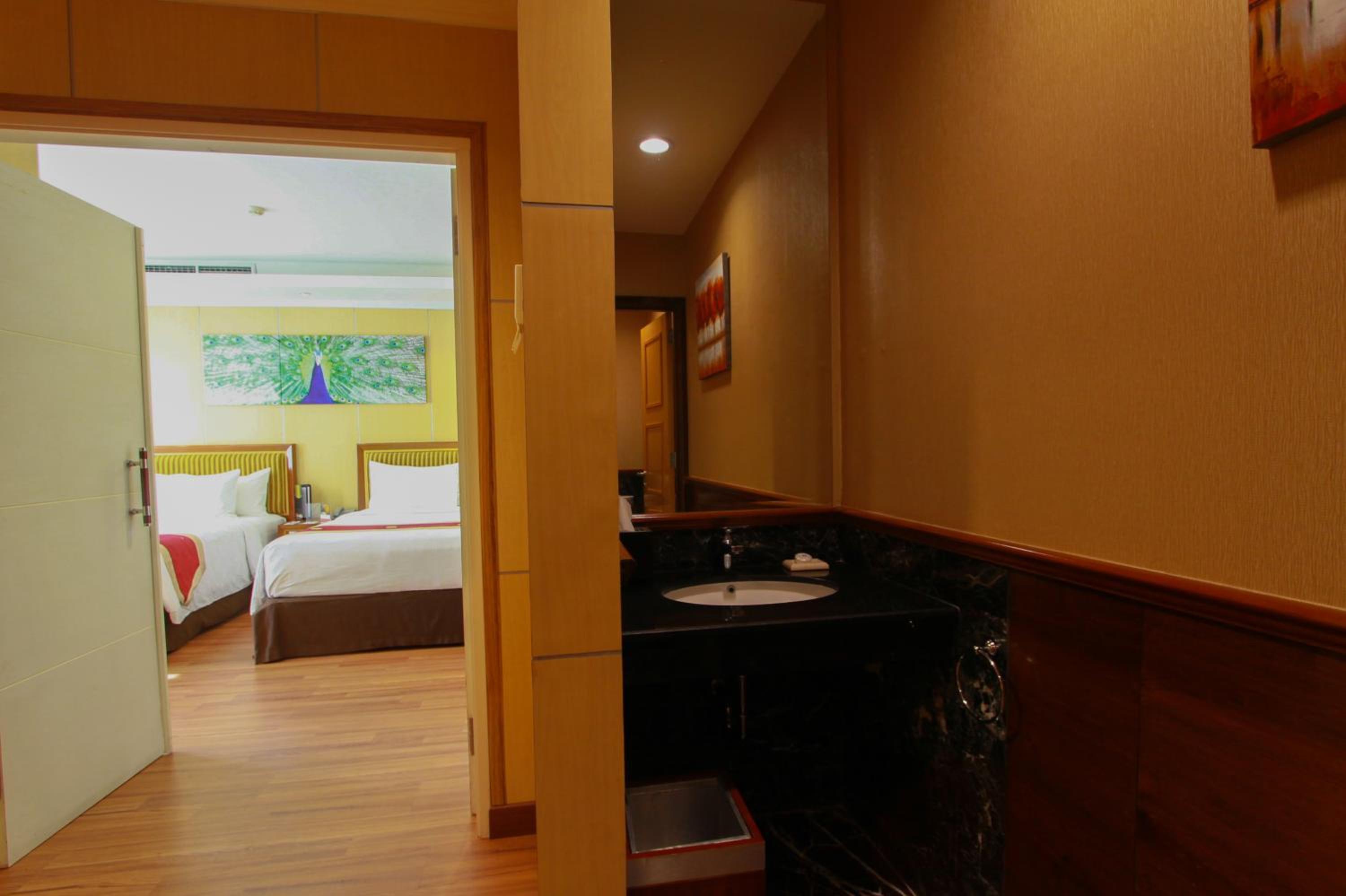 Family Suite - Photo 3