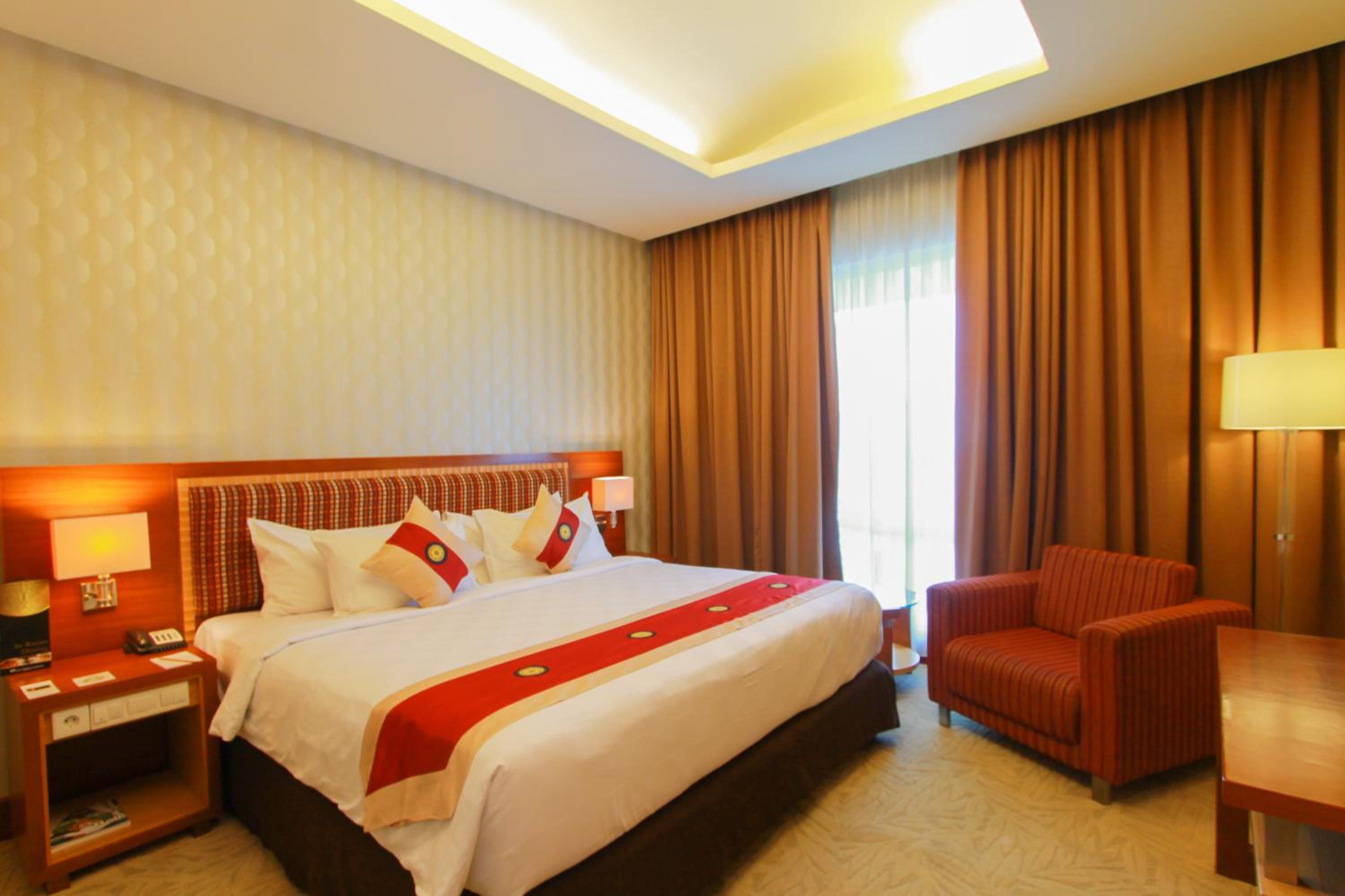 Royal Suite - Photo 5