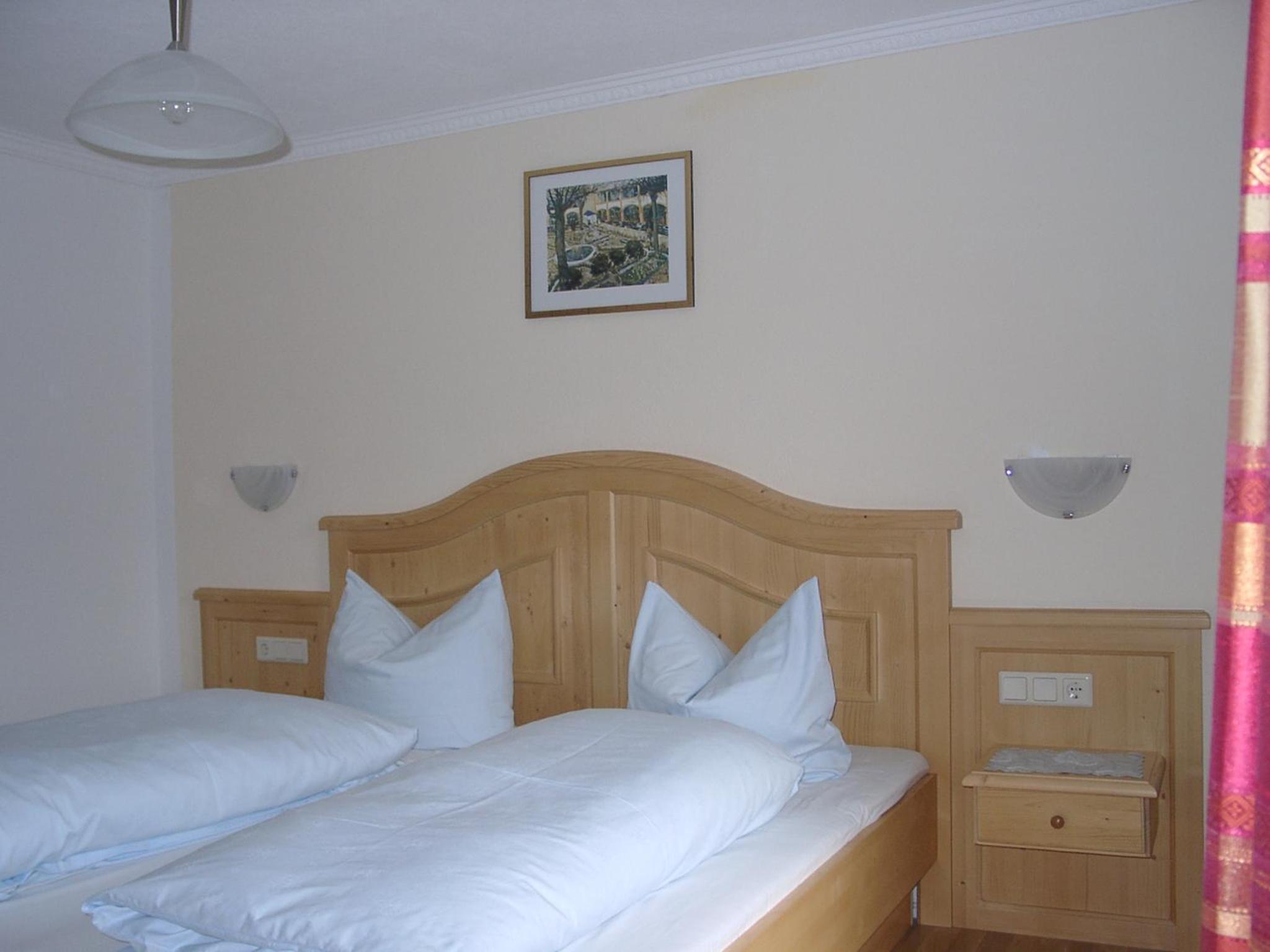 Three-Bedroom Apartment with Balcony photo 2