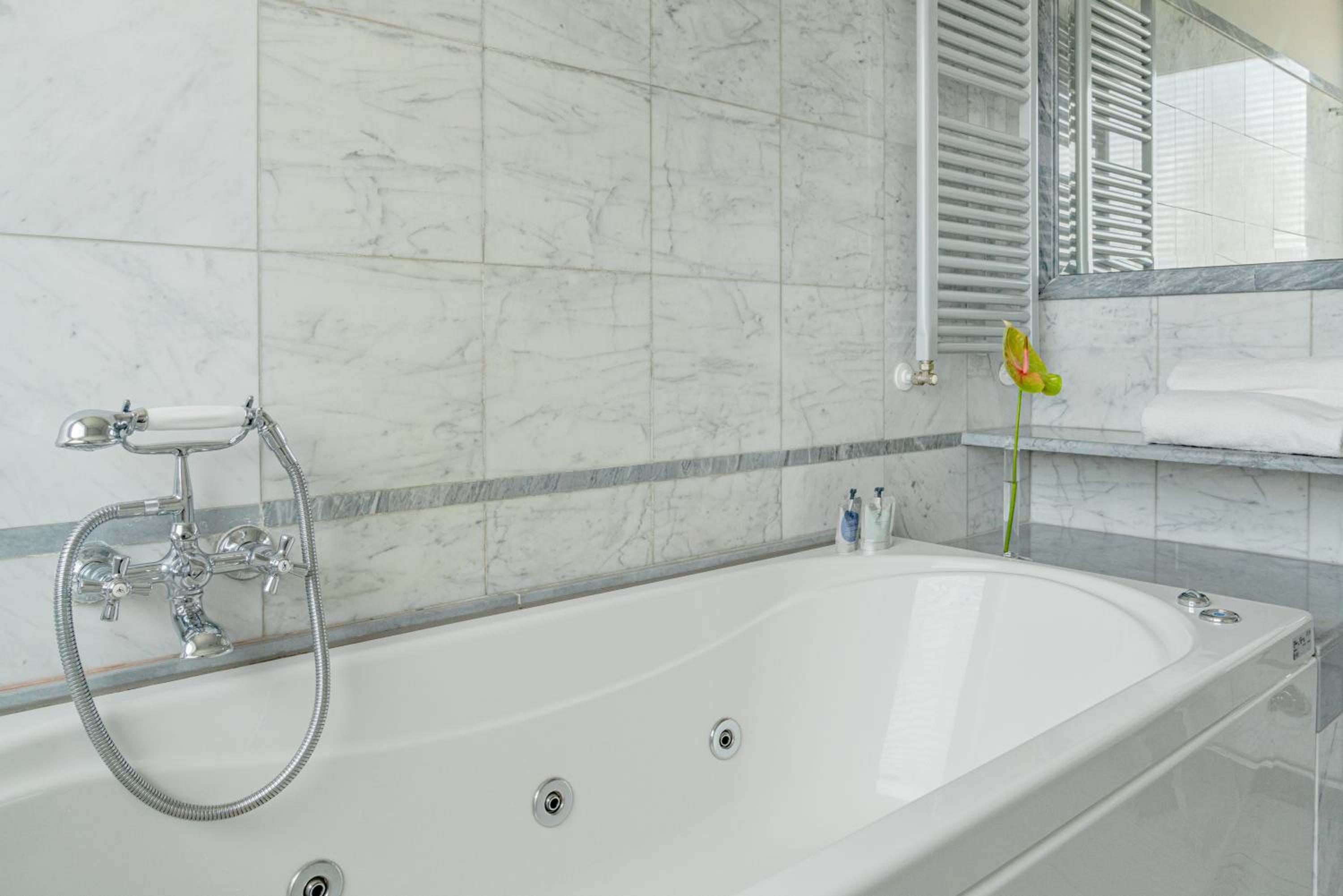 Deluxe Triple Room - Photo 6
