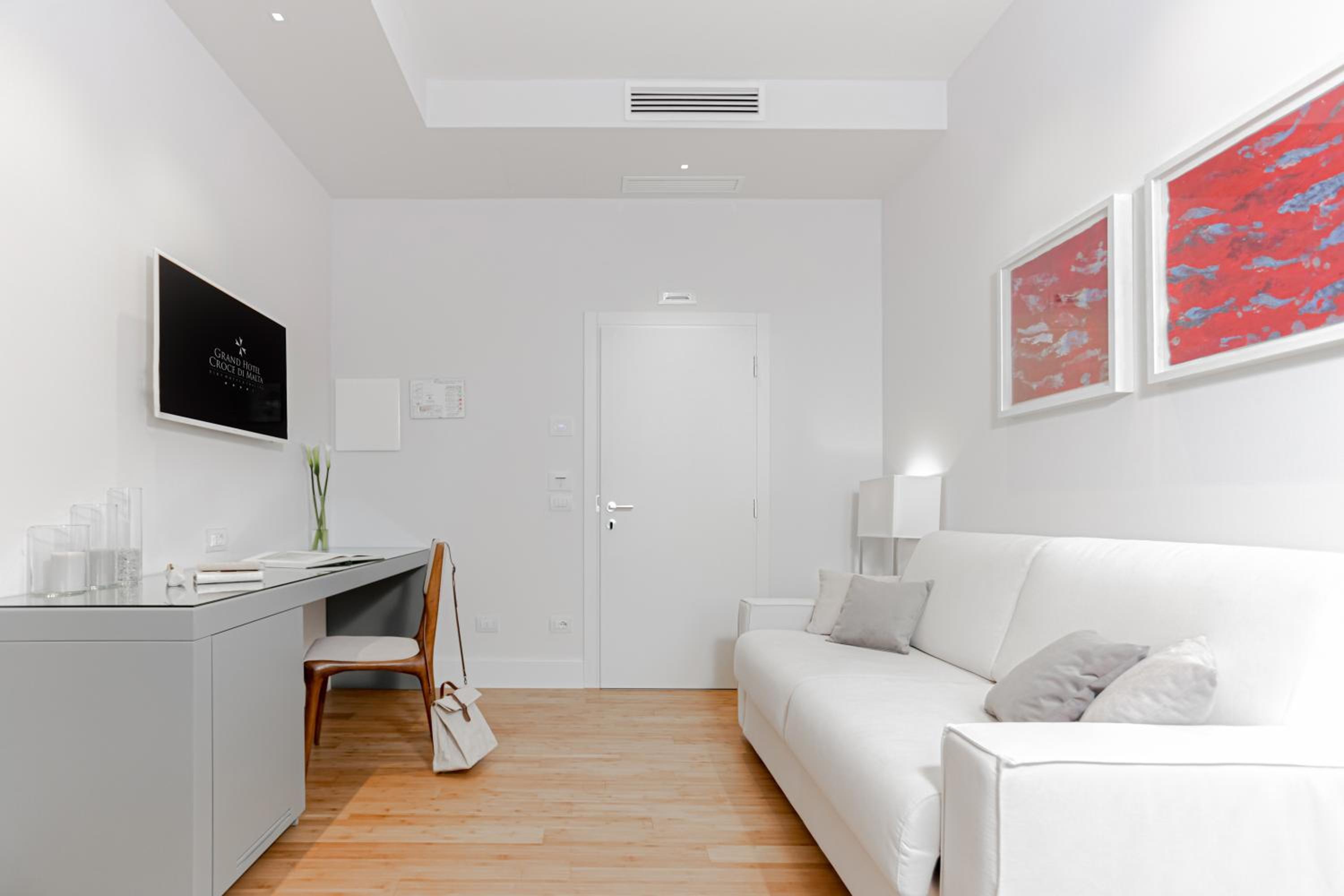 Deluxe Triple Room - Photo 3