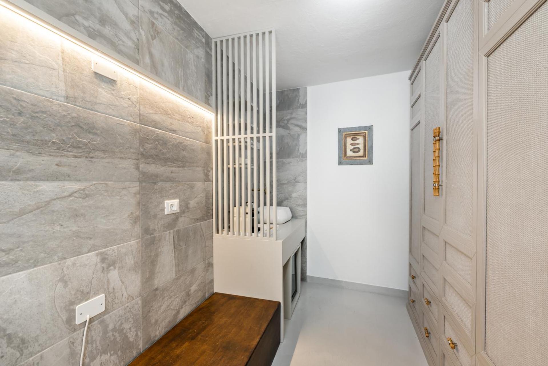 Two-Bedroom Suite - Photo 10