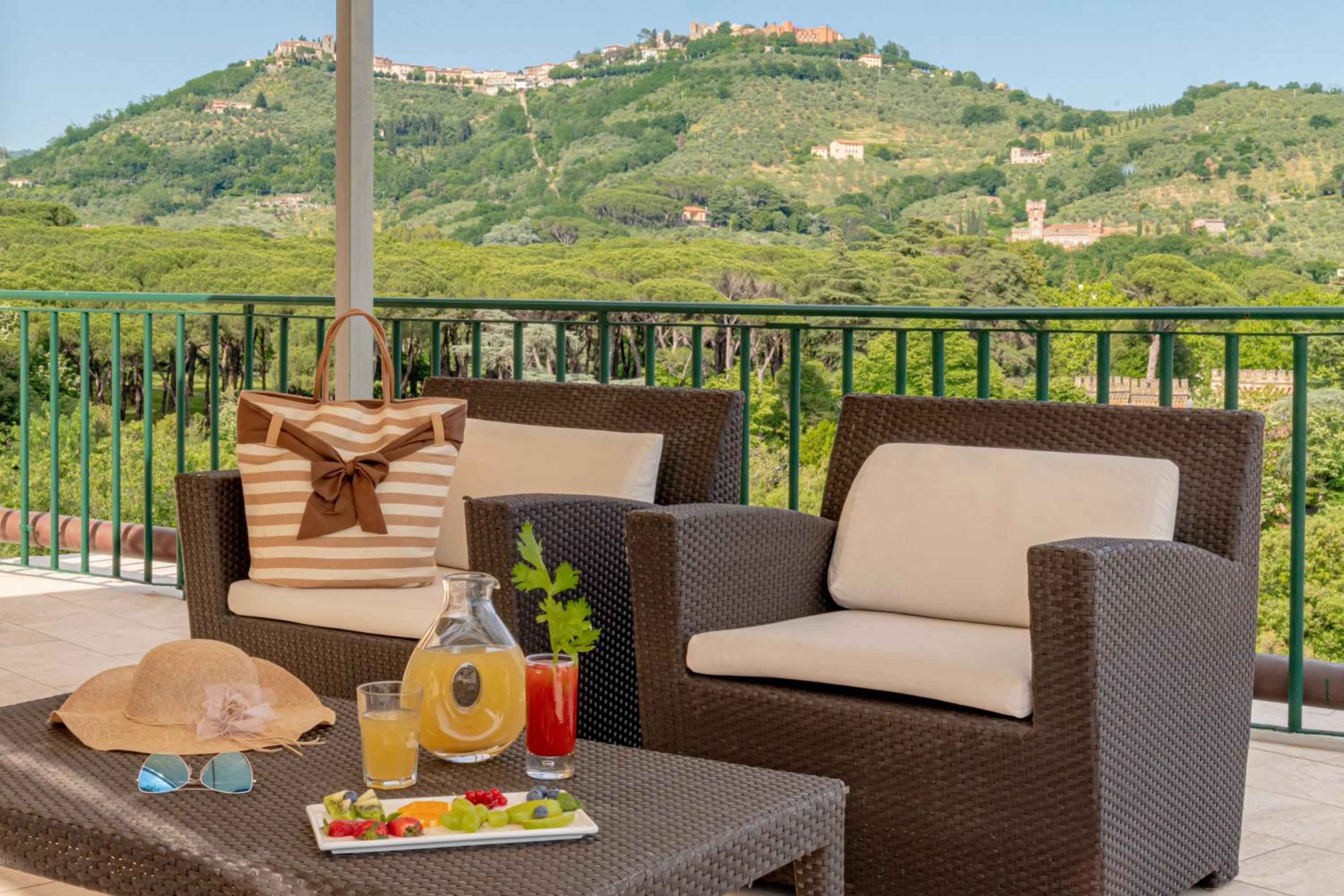 Suite with Terrace - Photo 7