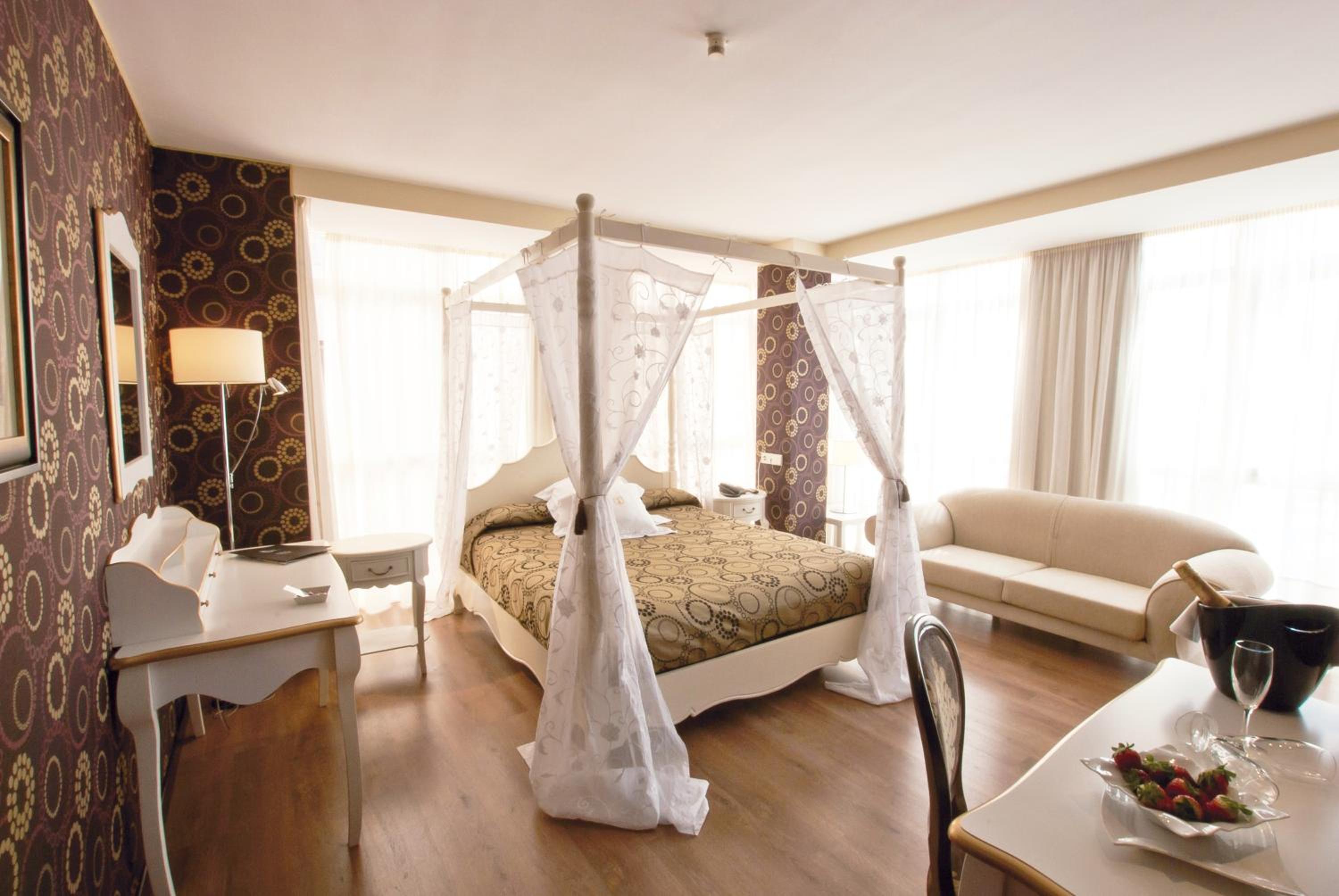 Superior Double Room - Photo 2