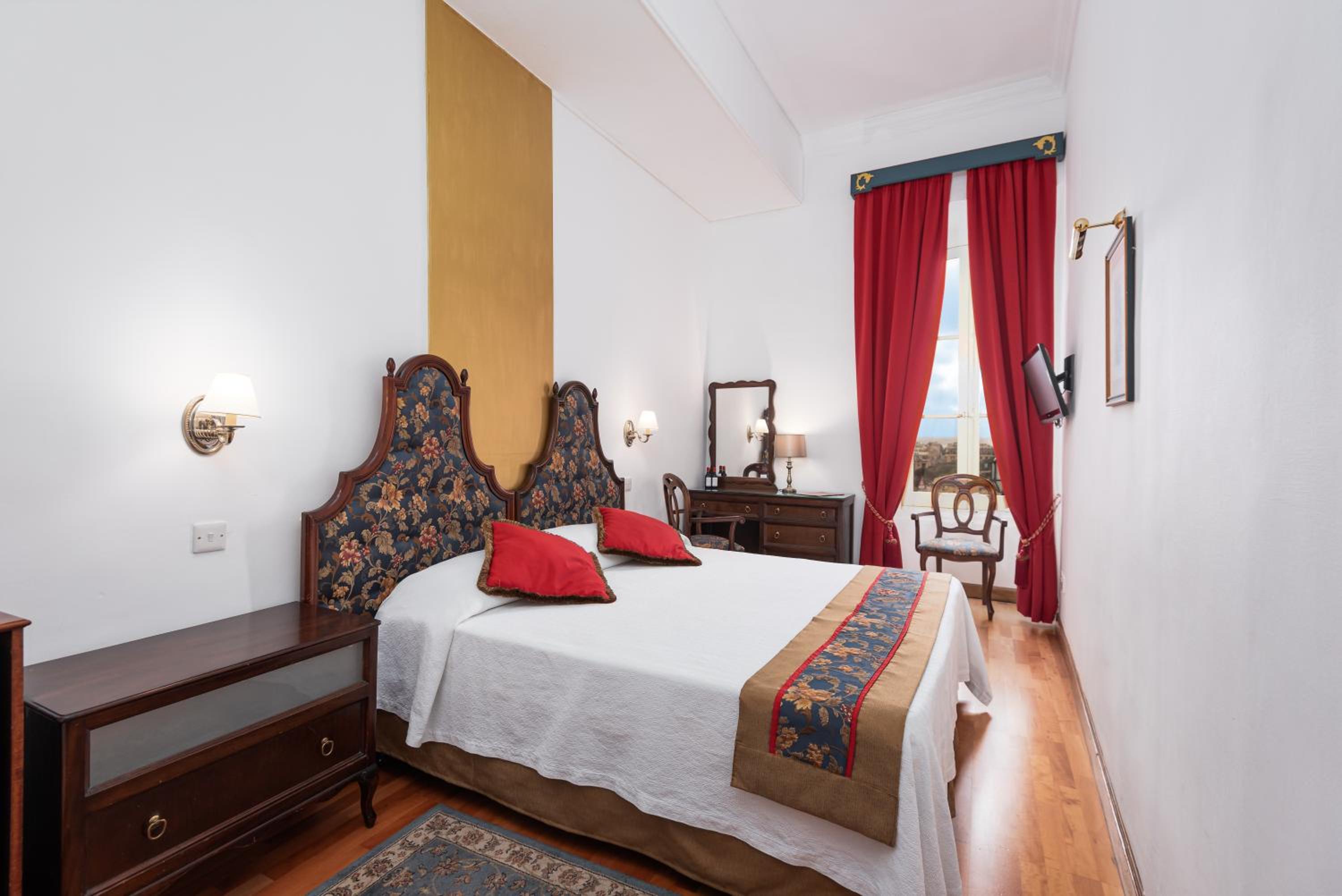 Habitación Estándar con Dos Camas Individuales