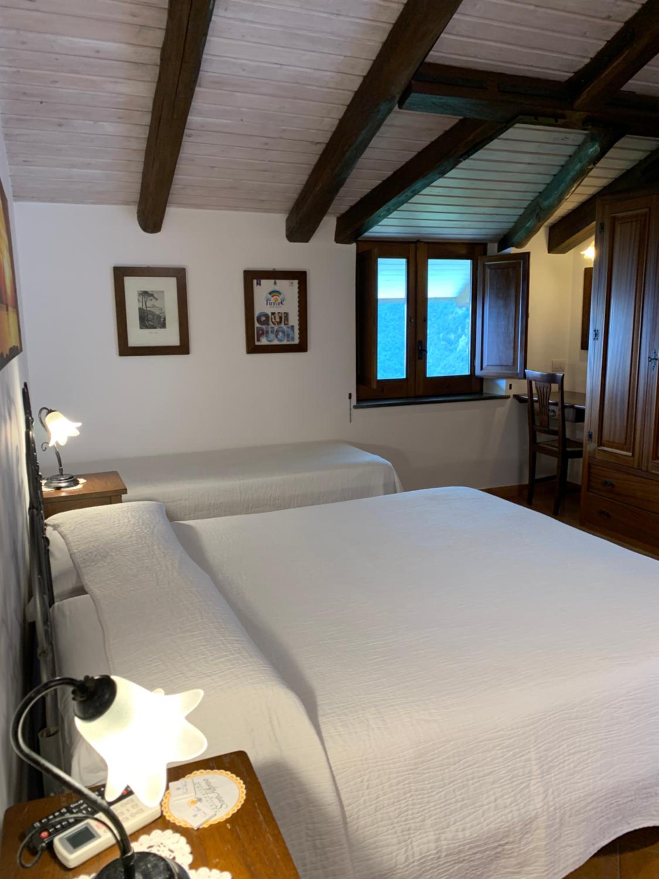 Standard Triple Room with Sea View photo 2