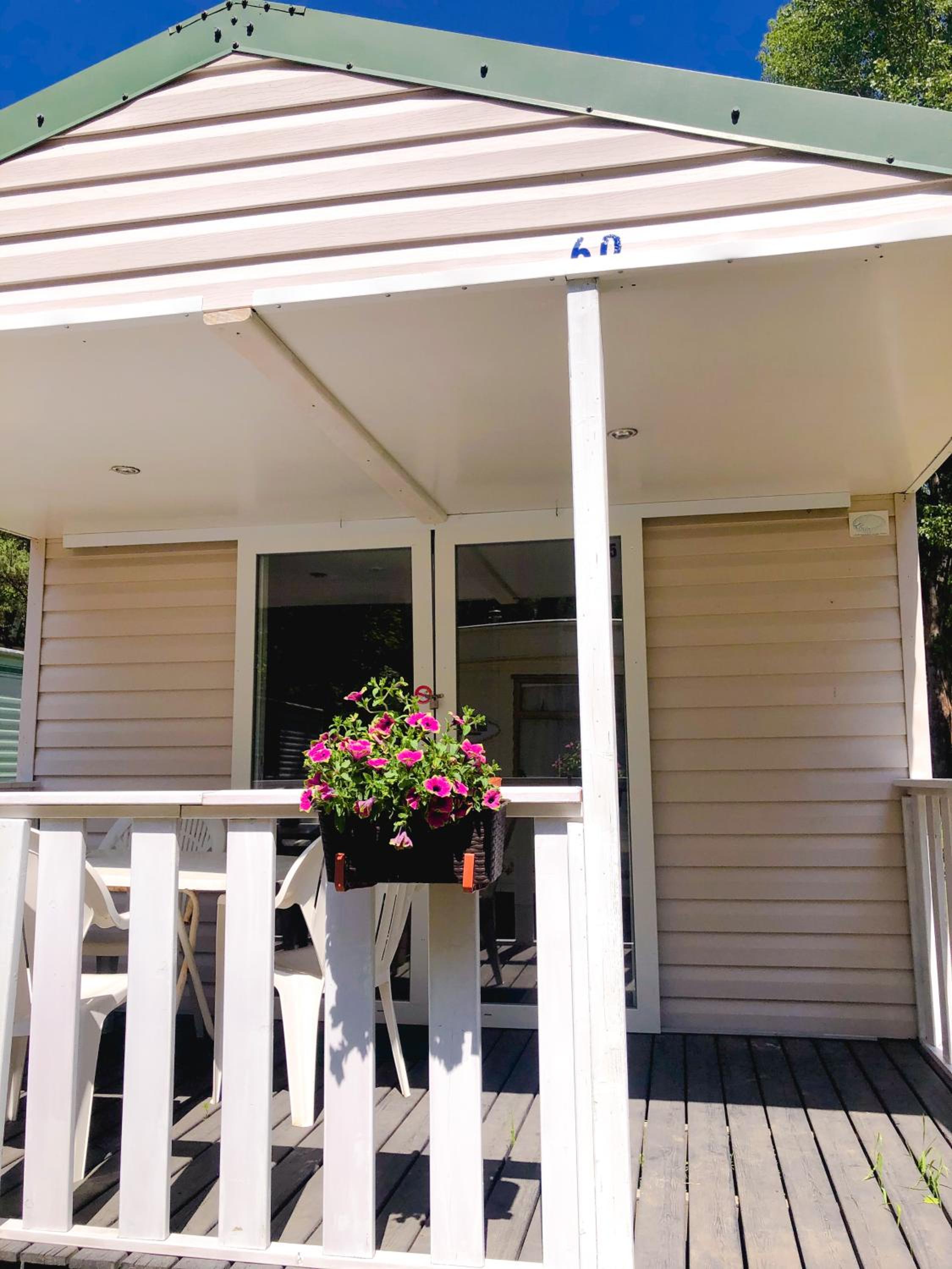 Mobile Home photo 1