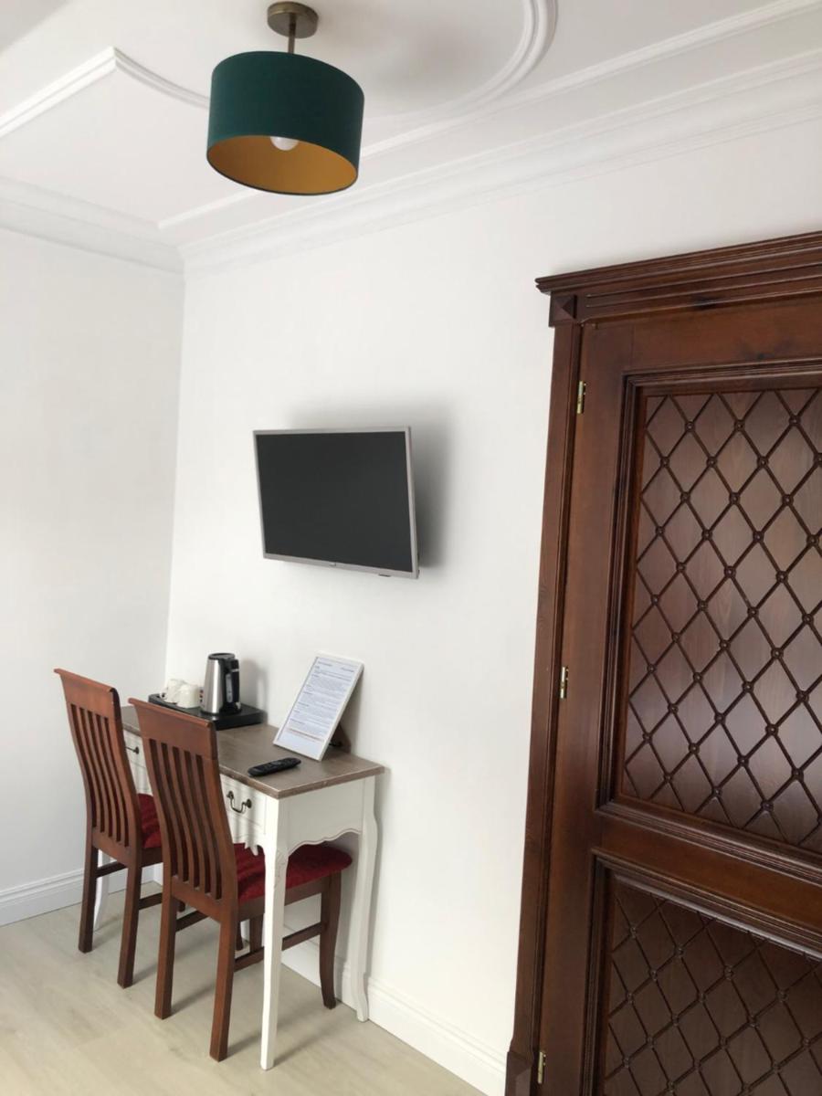Standard Twin Room - Photo 2