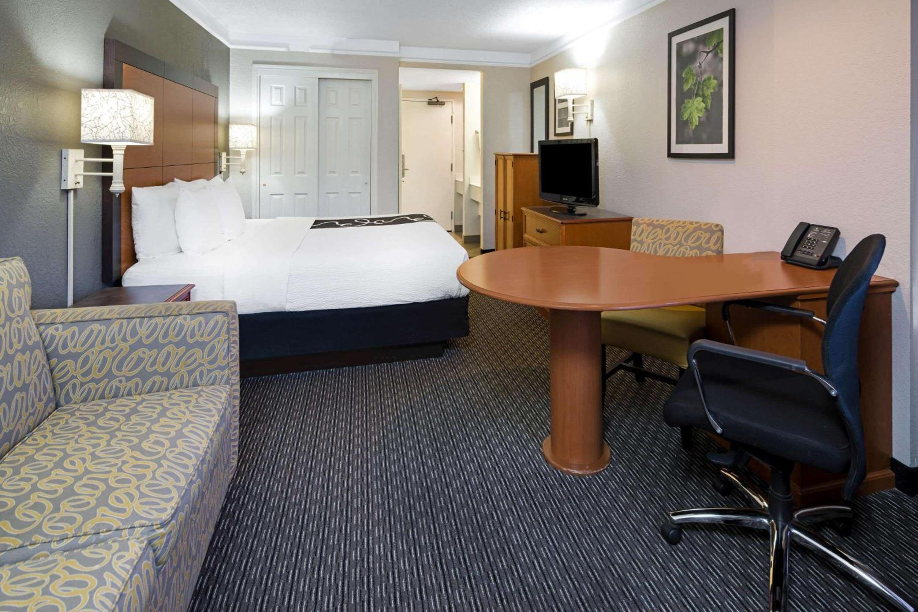 Executive King Room photo 2