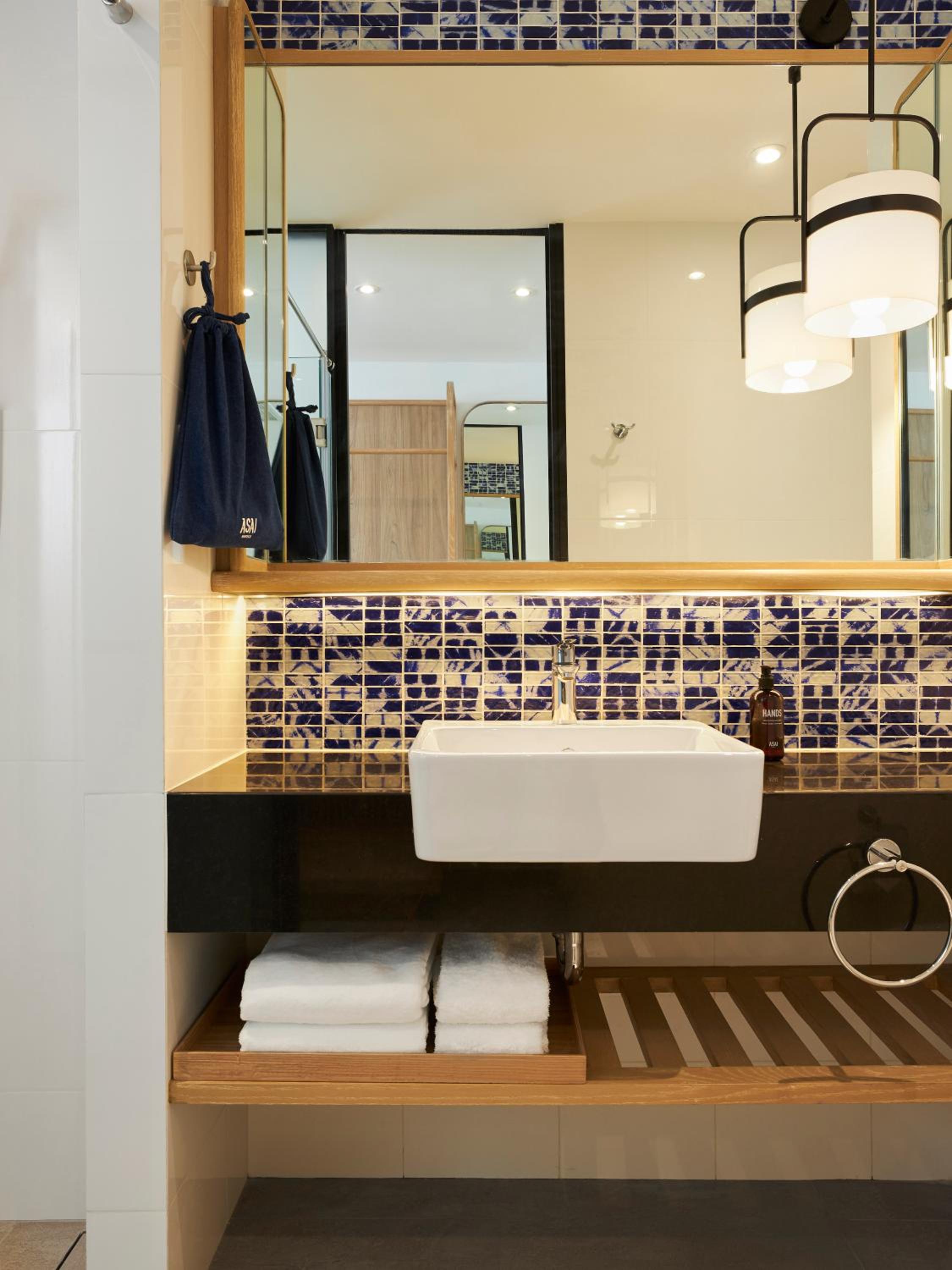Roomy Triplex