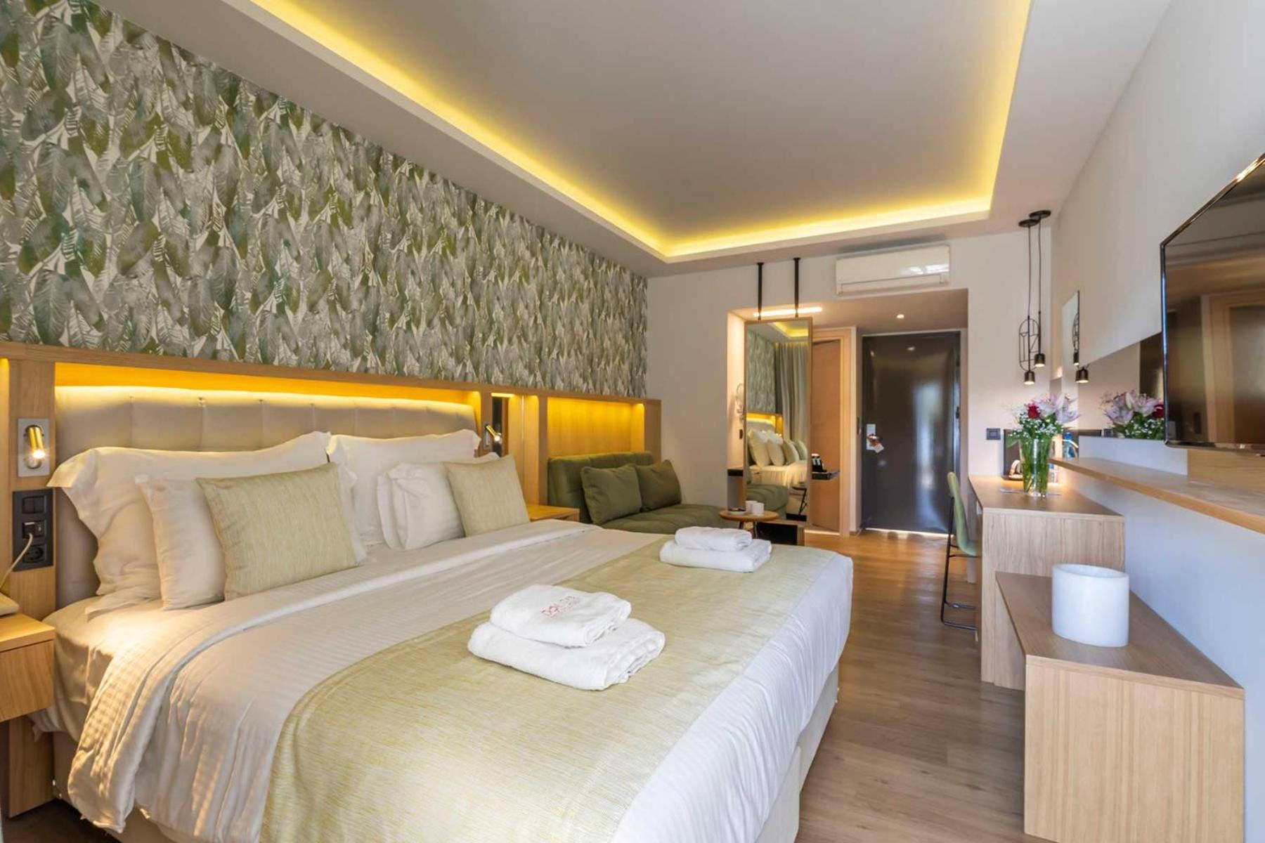 Executive Bungalow with Sea View and Private Pool - Photo 4