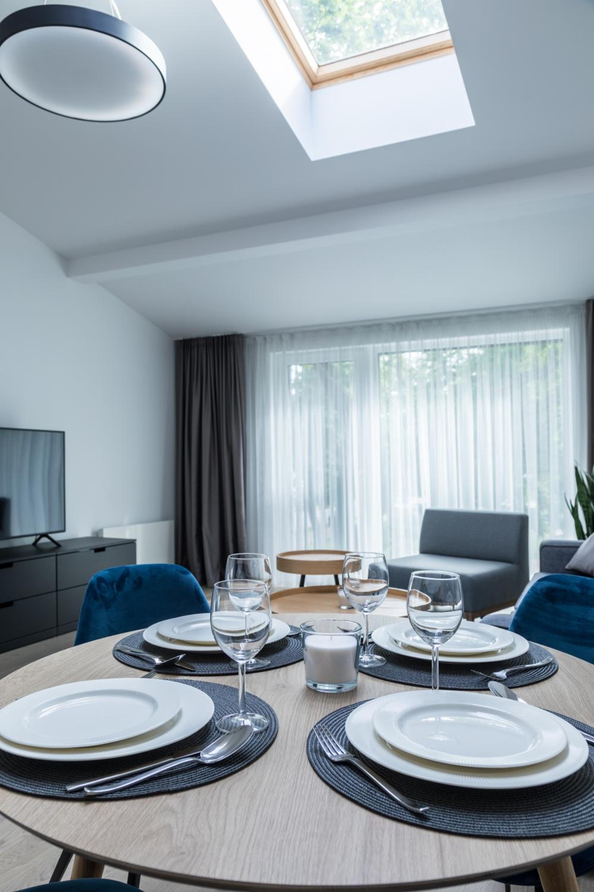 One-Bedroom Apartment - Photo 1