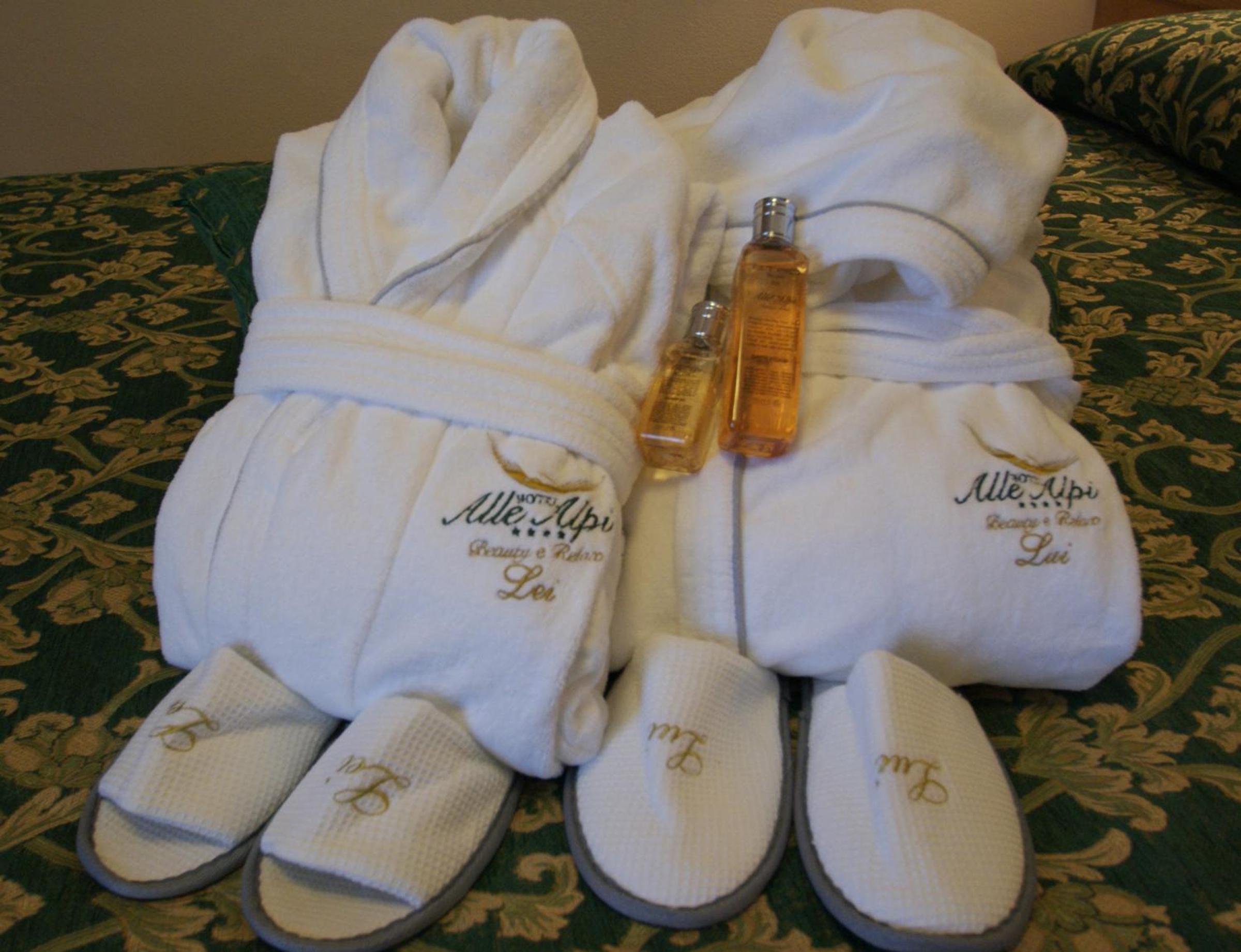 Double or Twin Room - Photo 7