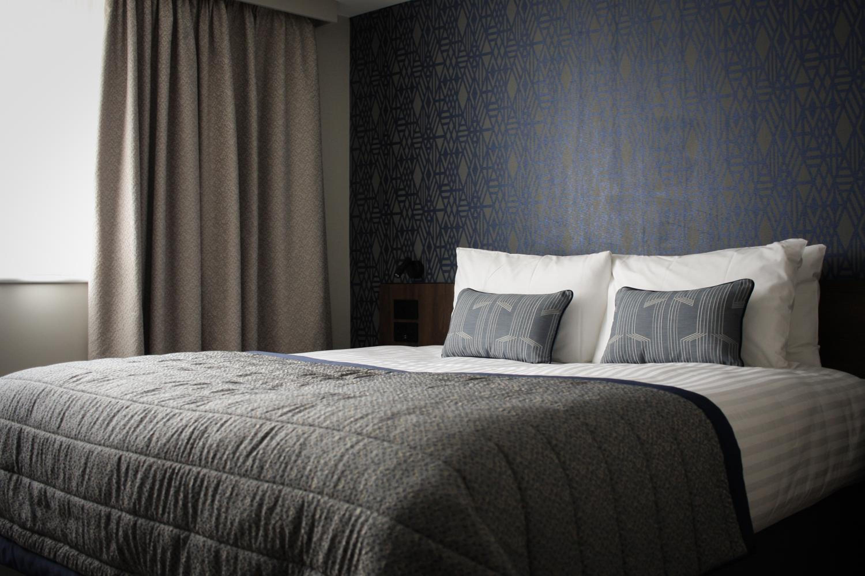 Deluxe Room - Photo 8