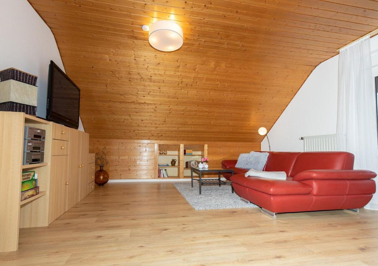 Two-Bedroom Deluxe Apartment with Garden View