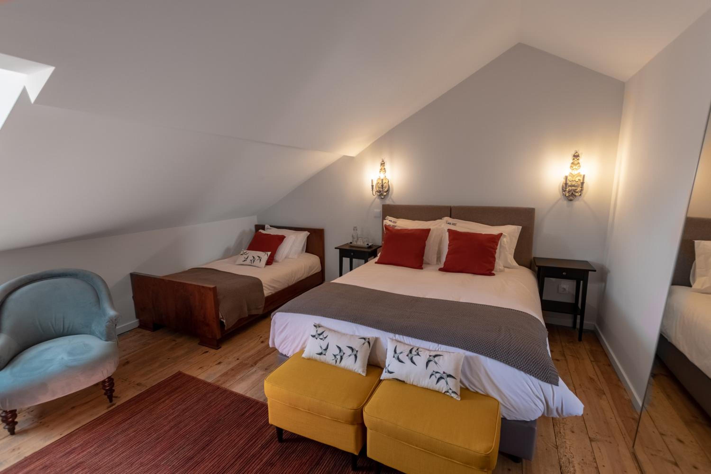 Deluxe Double or Twin Room with City View photo 1