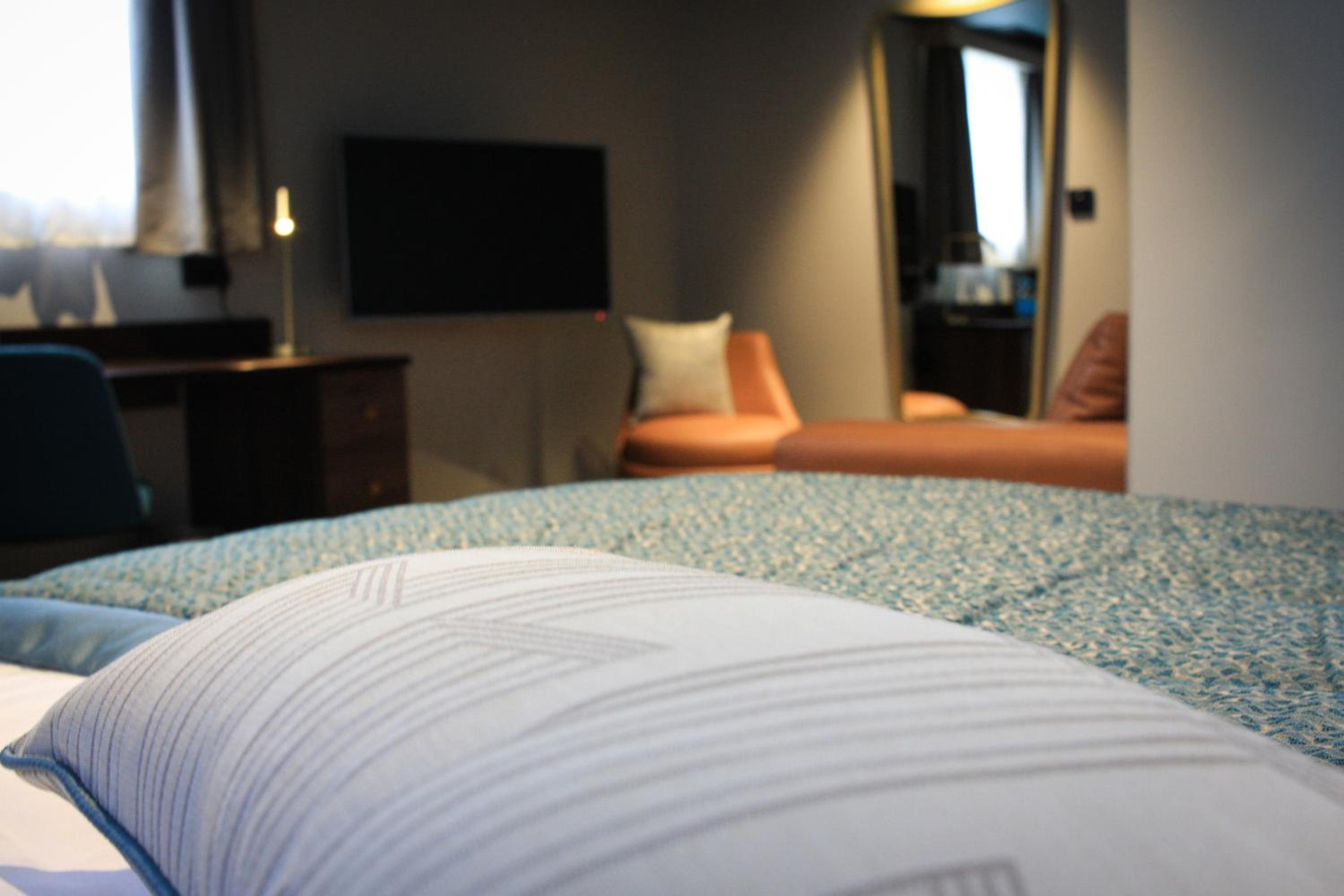 Suite - Photo 2