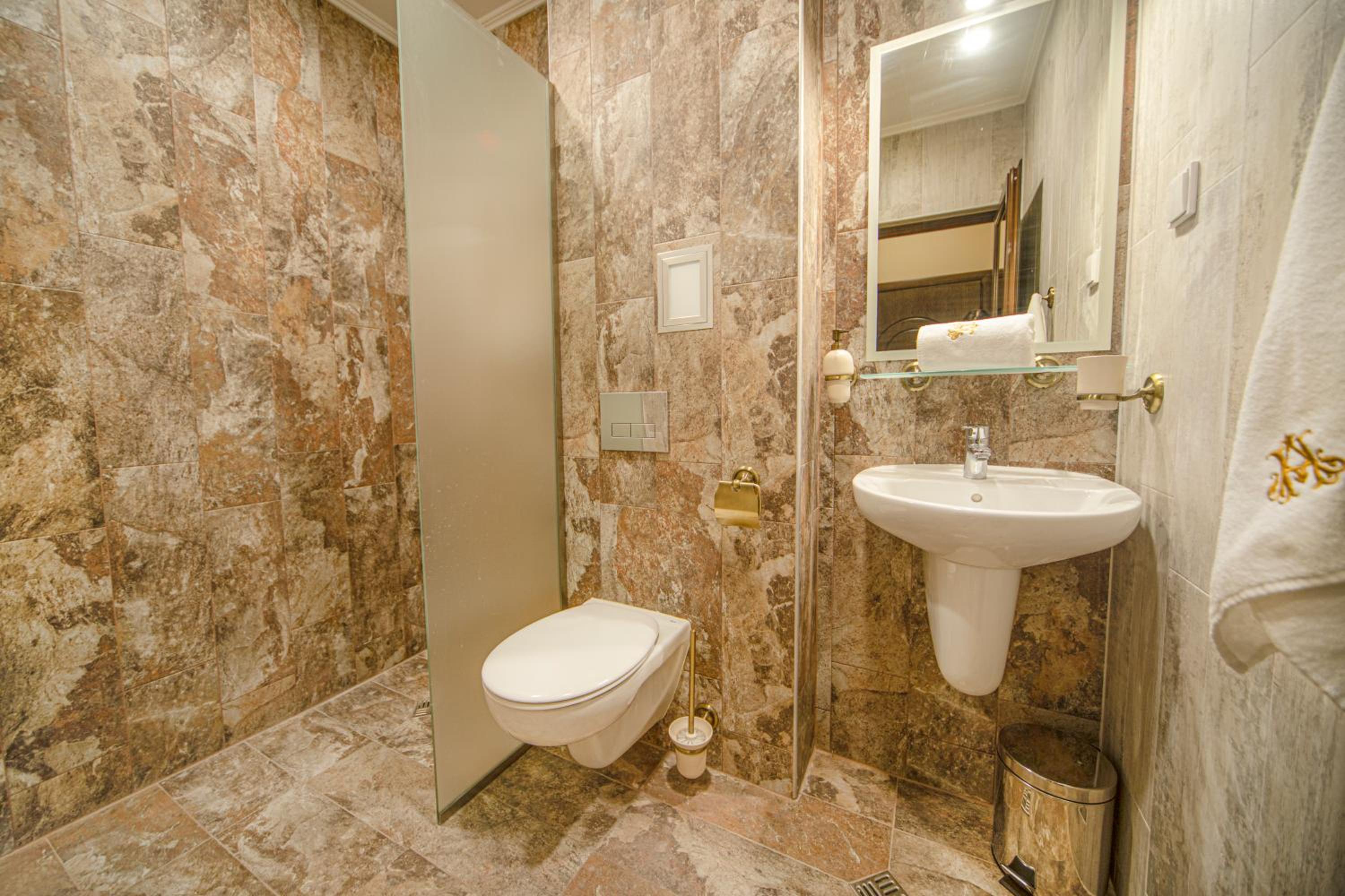 Premium Double Room - Free Parking - Photo 3