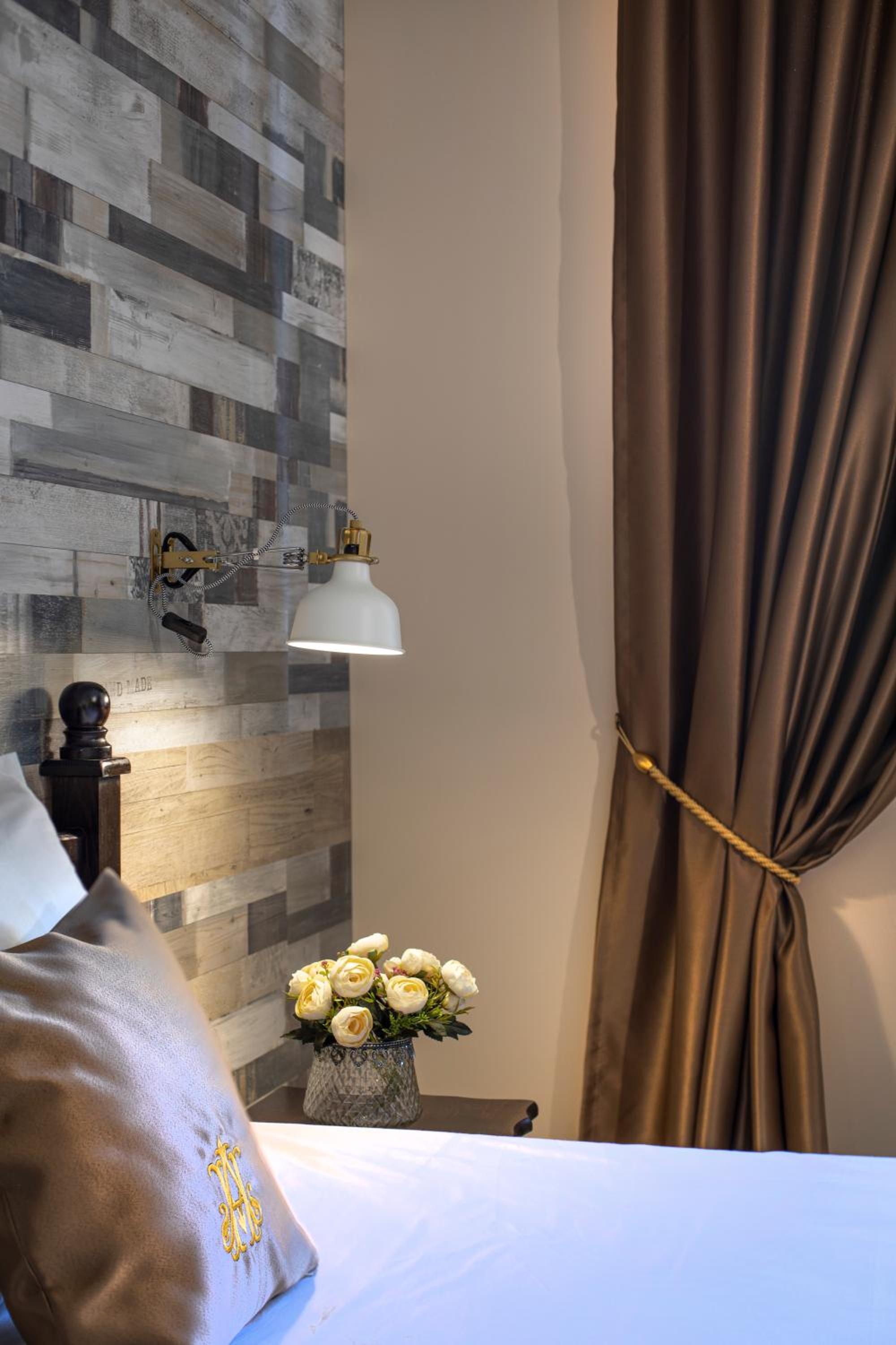 Premium Double Room - Free Parking - Photo 8