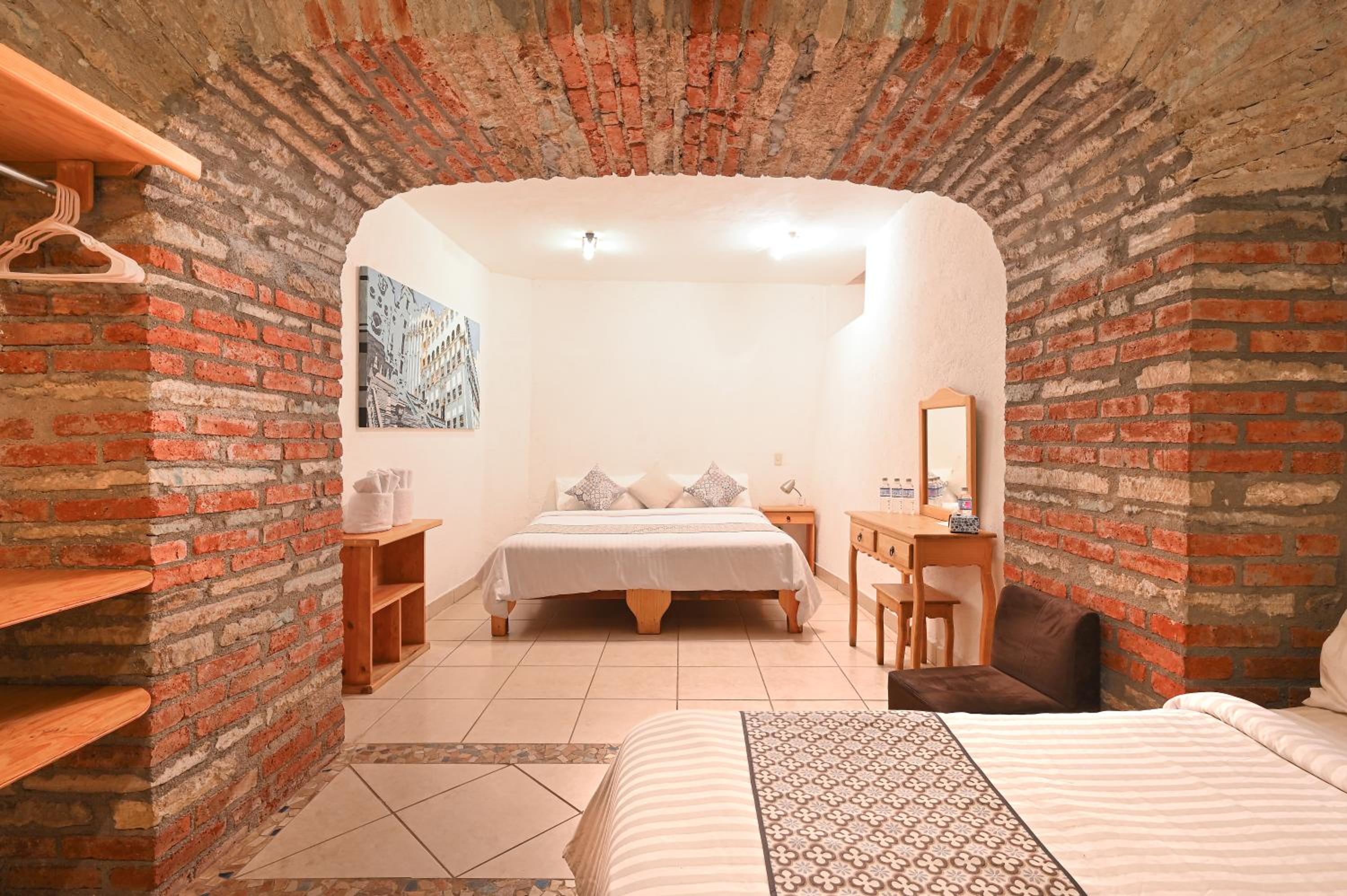 Quadruple Room - Photo 1