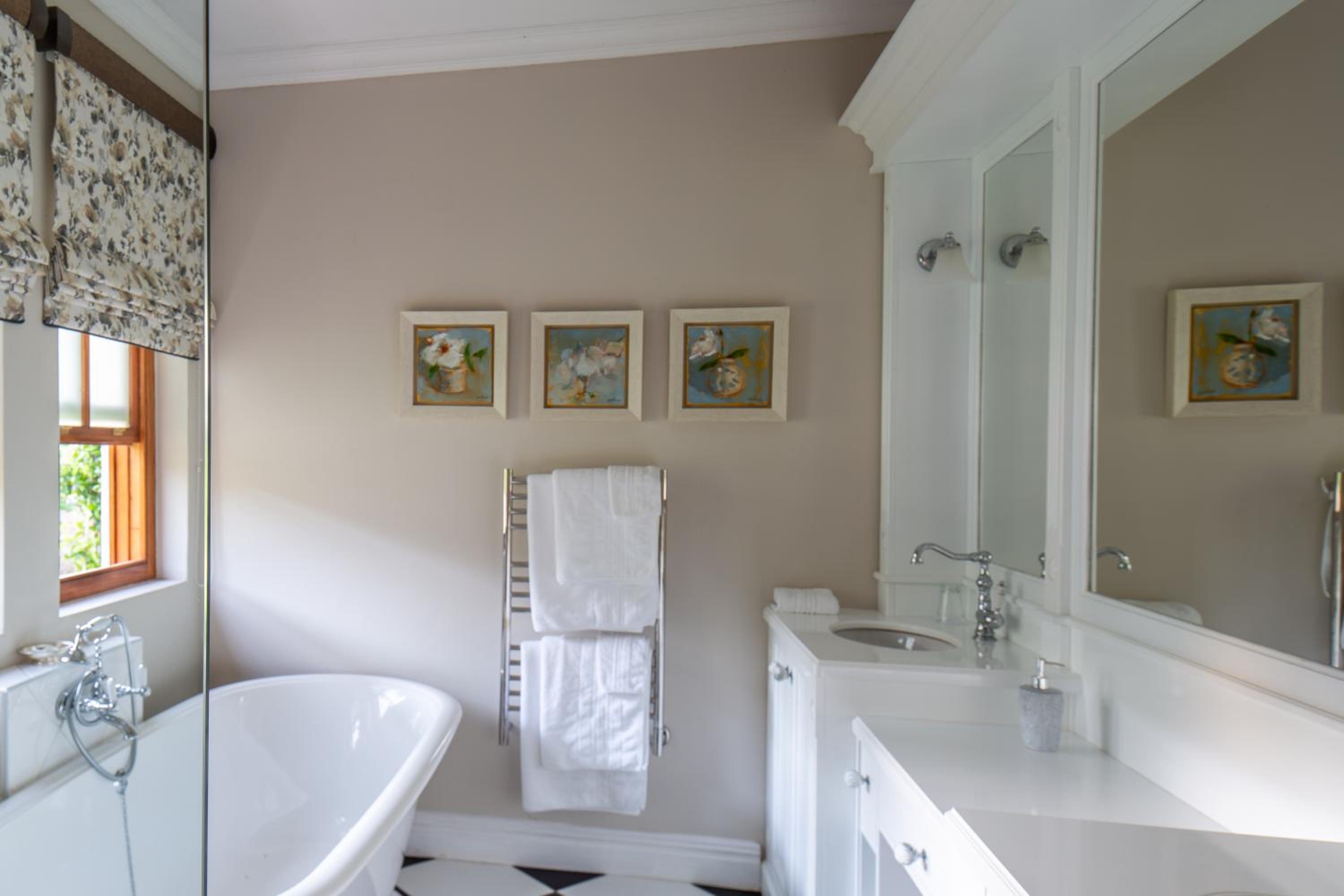 Standard Cottage - Photo 2