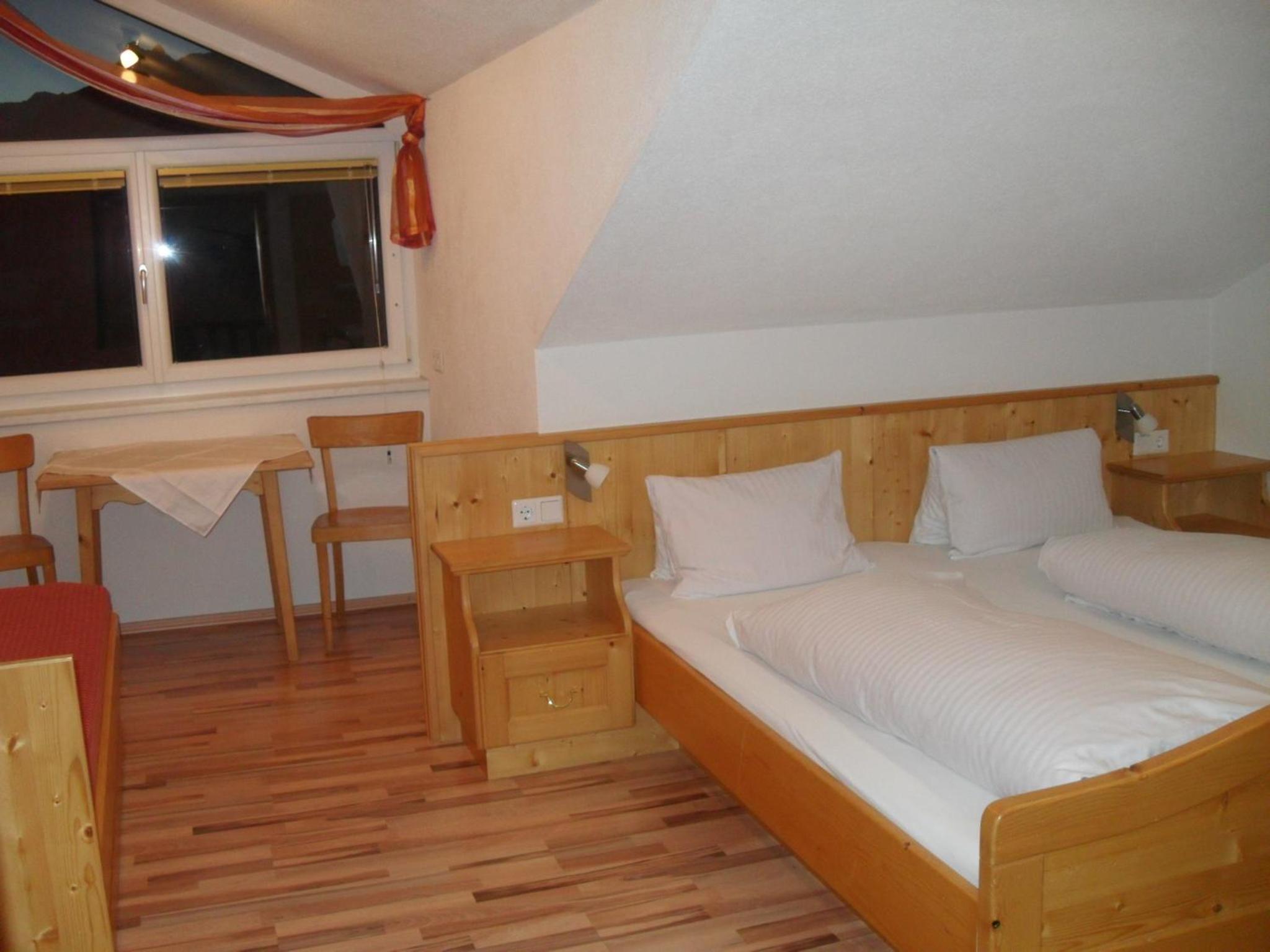 Three-Bedroom Apartment with Balcony photo 1