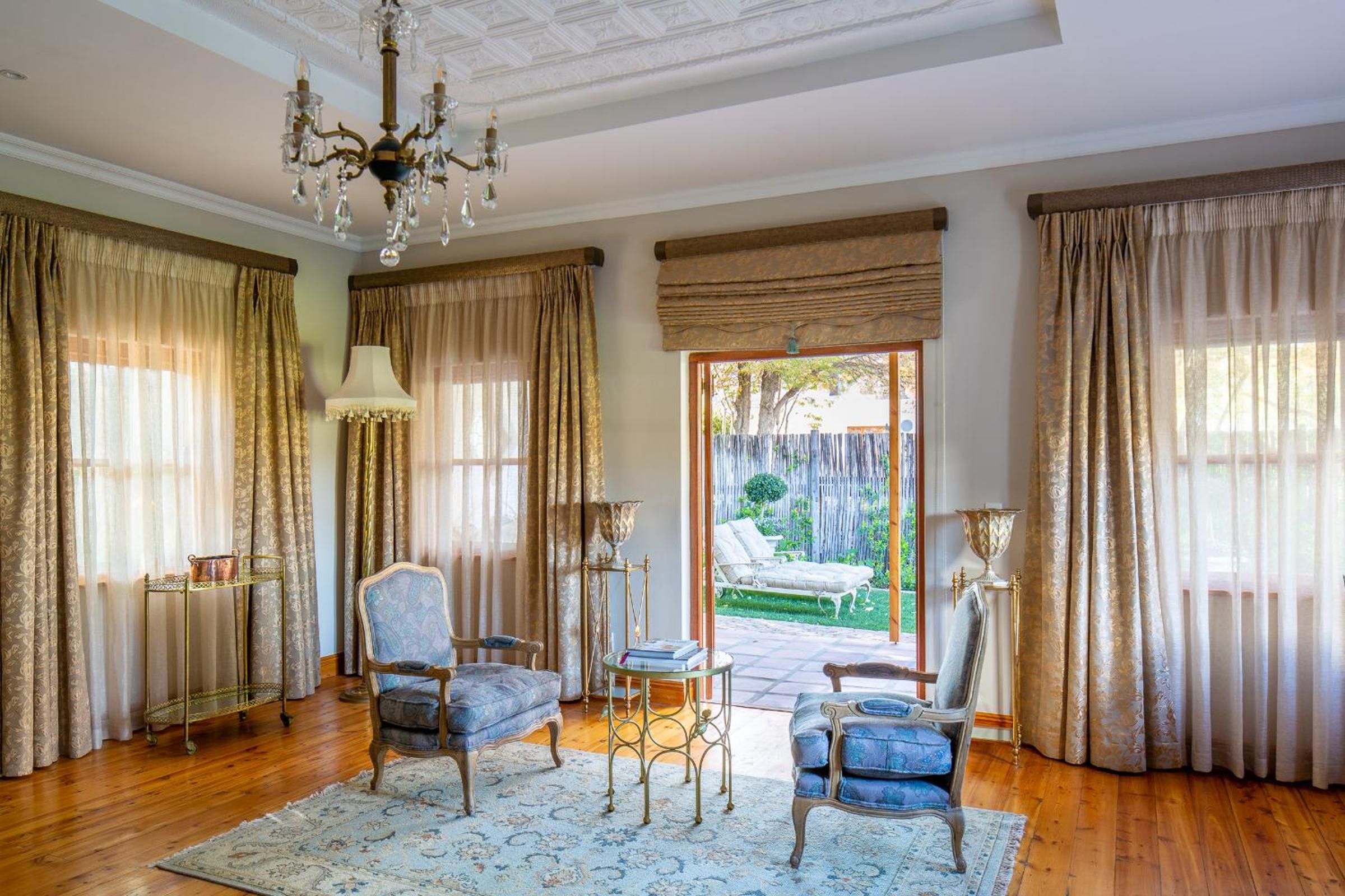Superior King Room photo 3