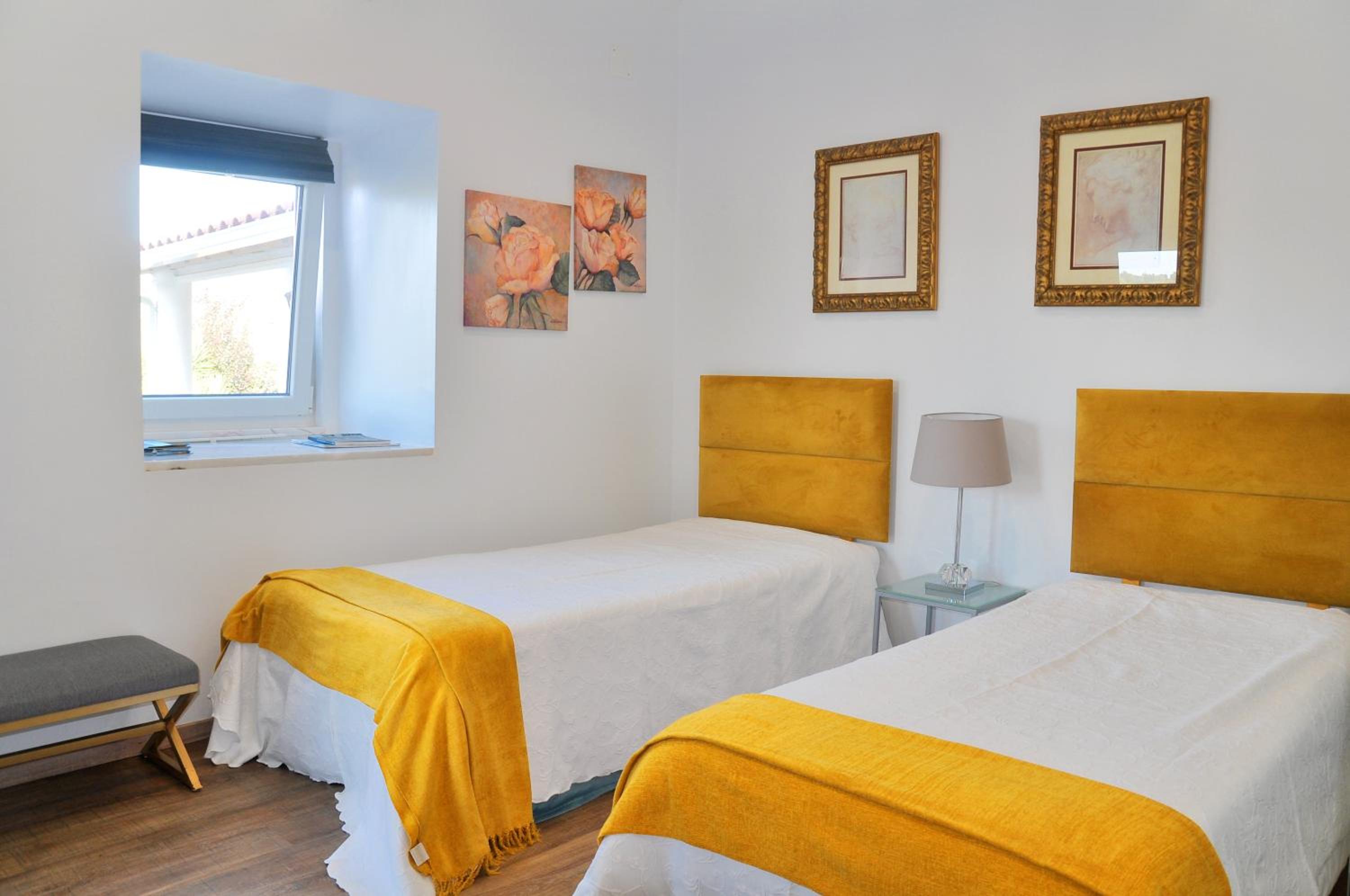 Double or Twin Room - Photo 1