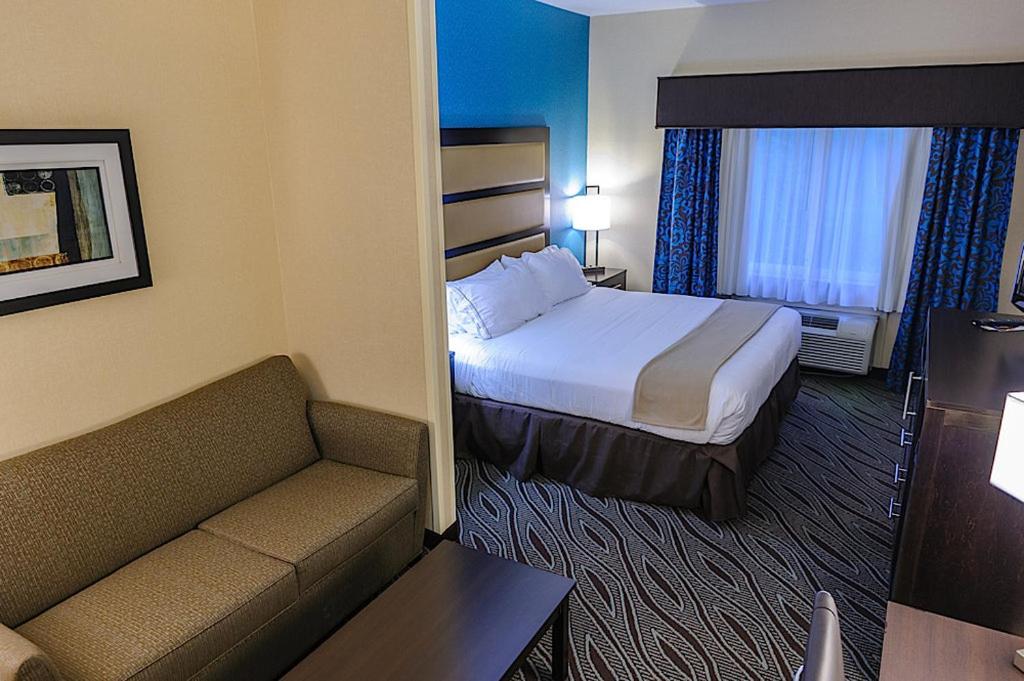 Standard King Room - Photo 1