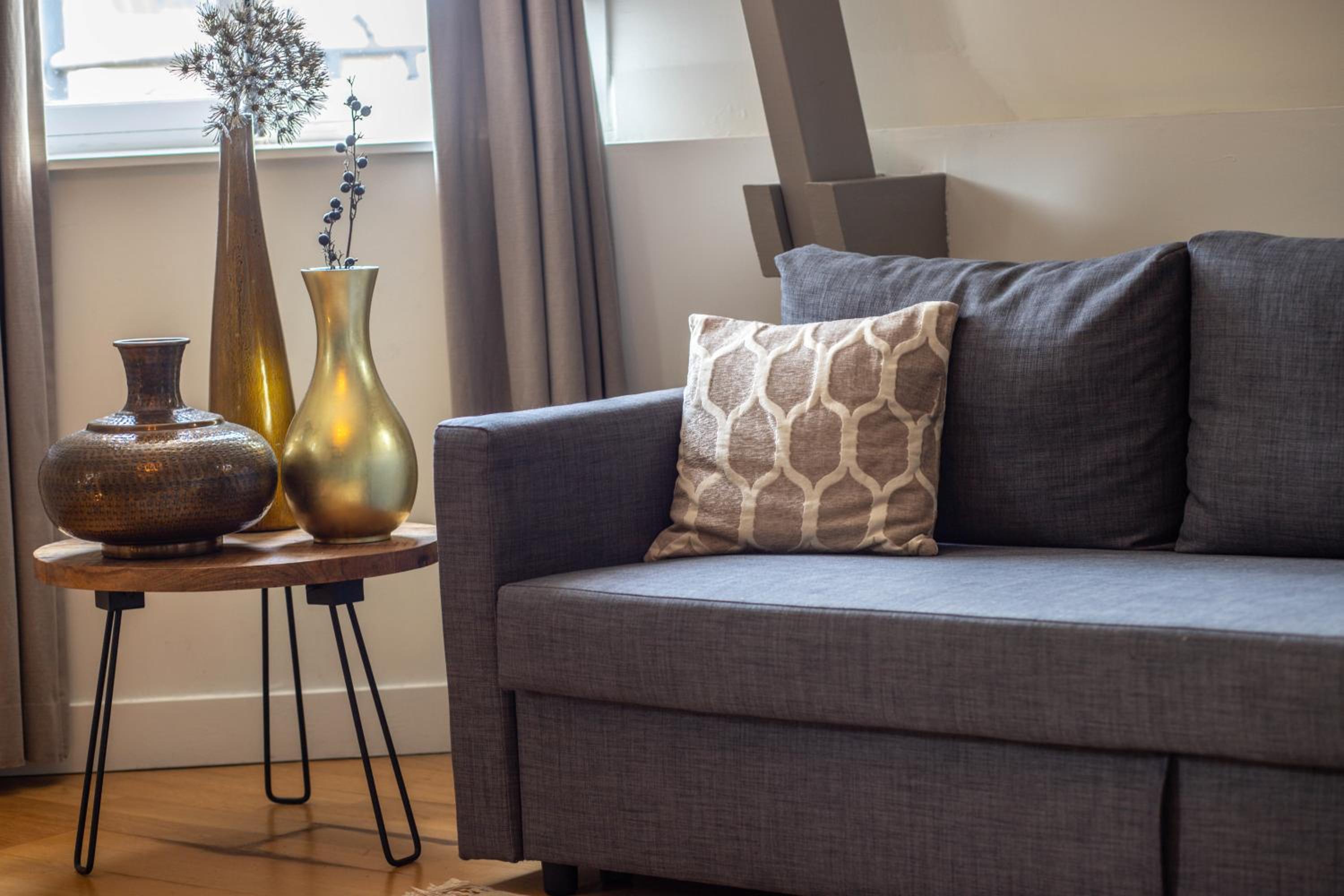 Executive Suite - Photo 5
