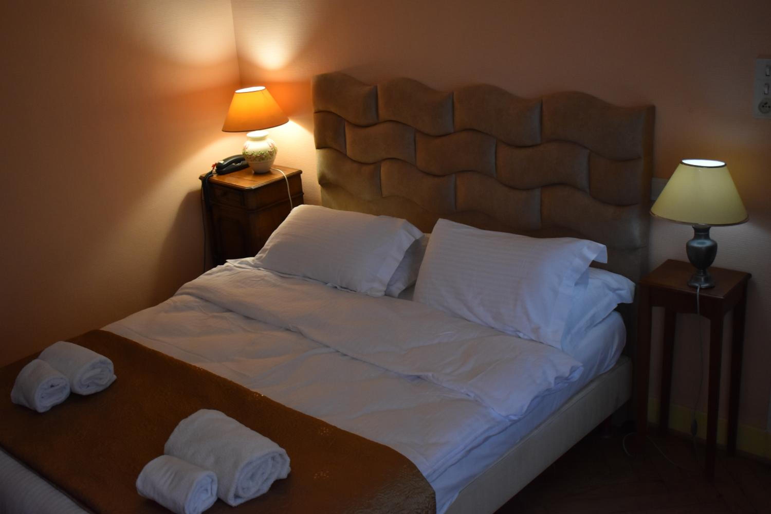Double Room - Photo 1