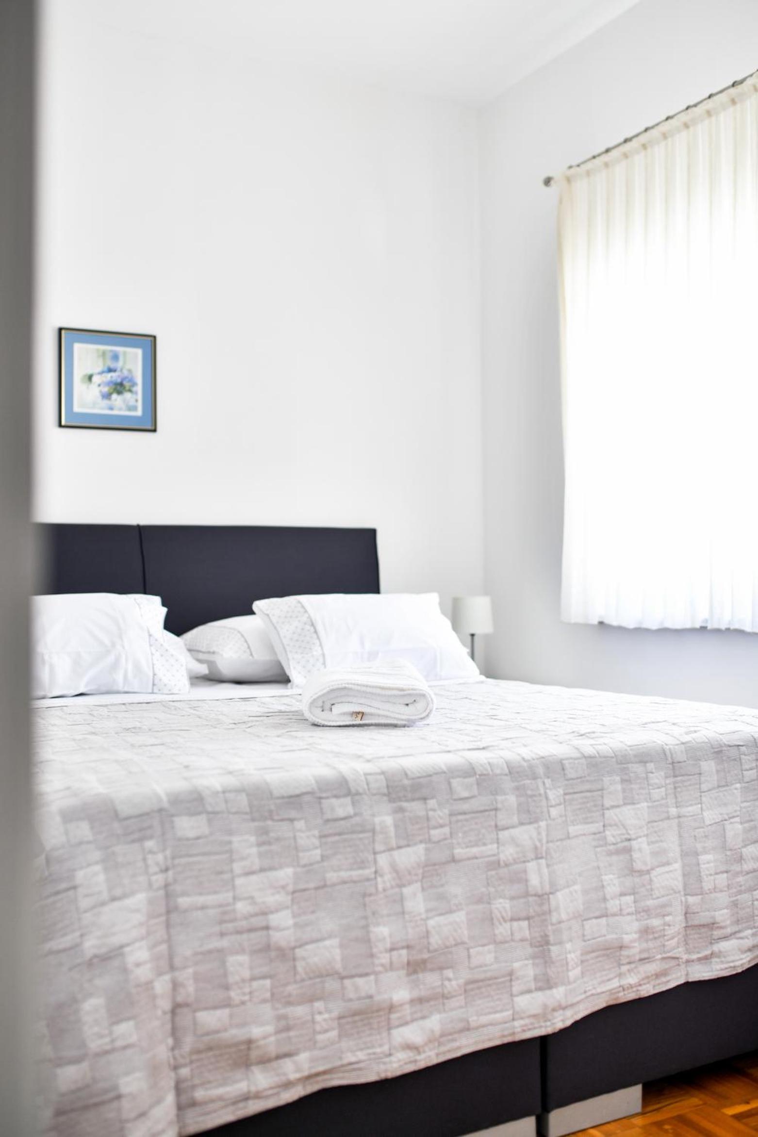 Apartment with Sea View - Photo 20