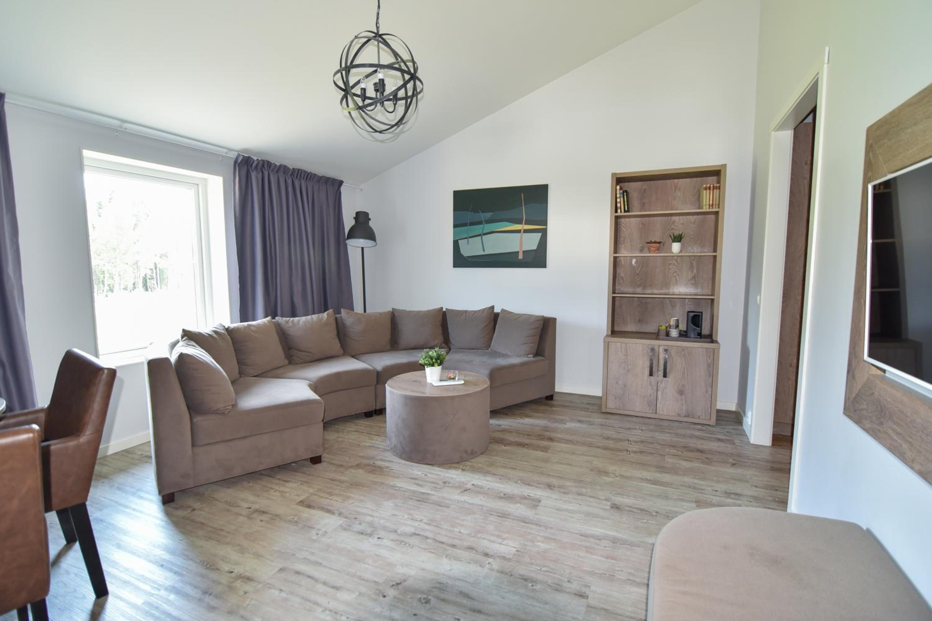 Two-Bedroom Suite photo 2