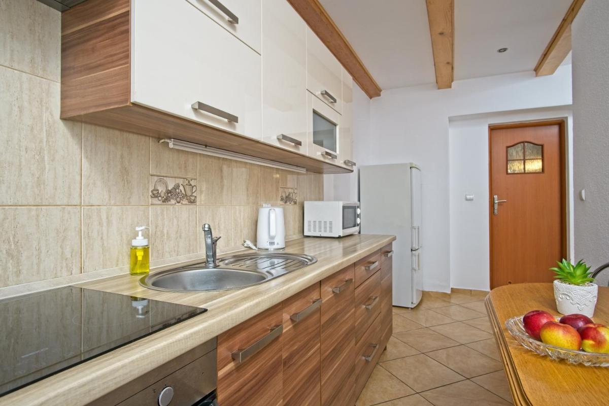 Apartment with Terrace photo 1